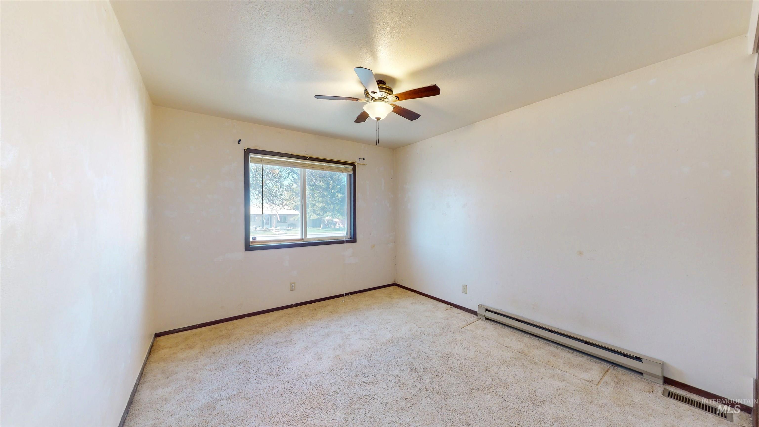 510 20th Ave E Property Photo 13