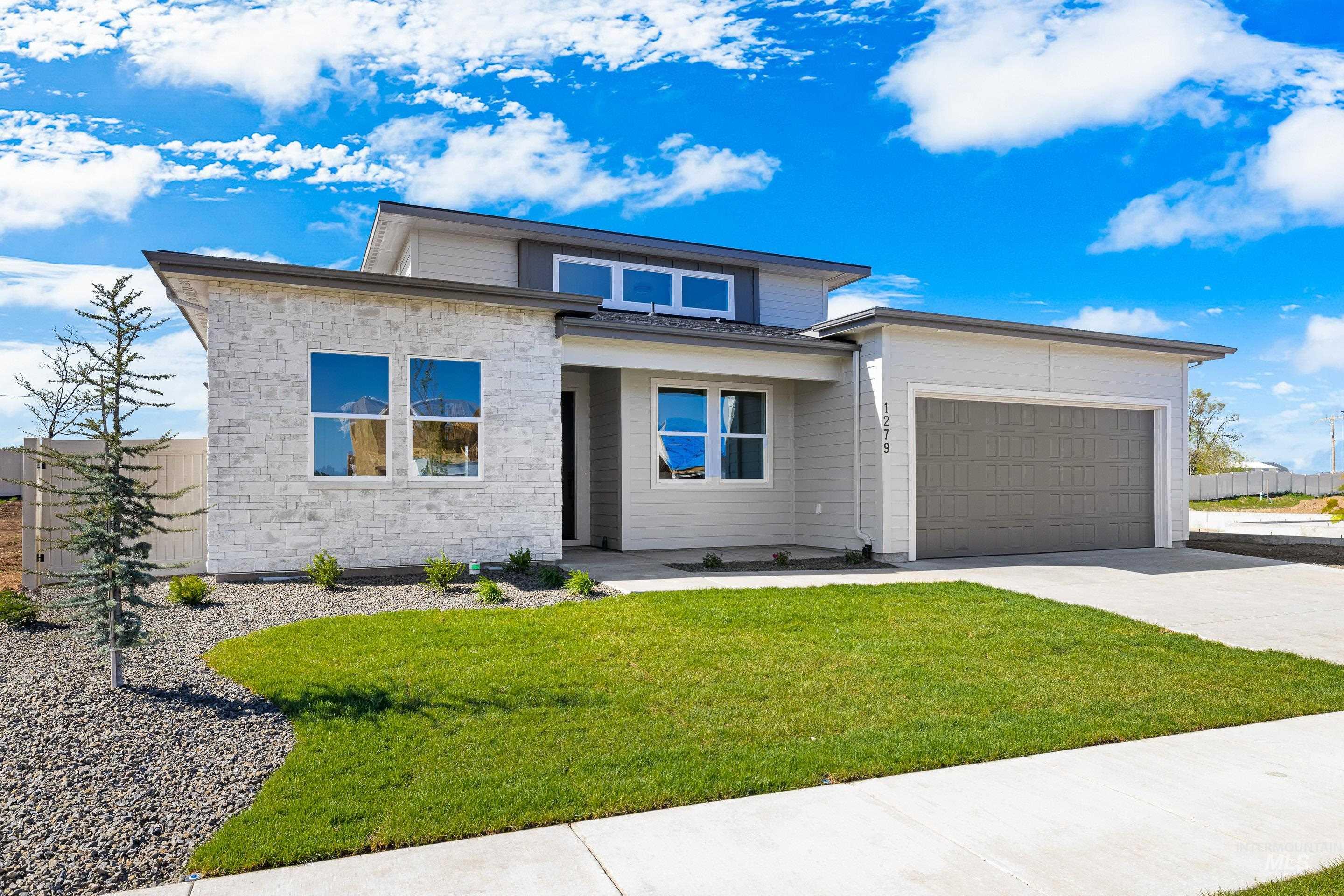 1279 E Andes Drive Property Photo 3