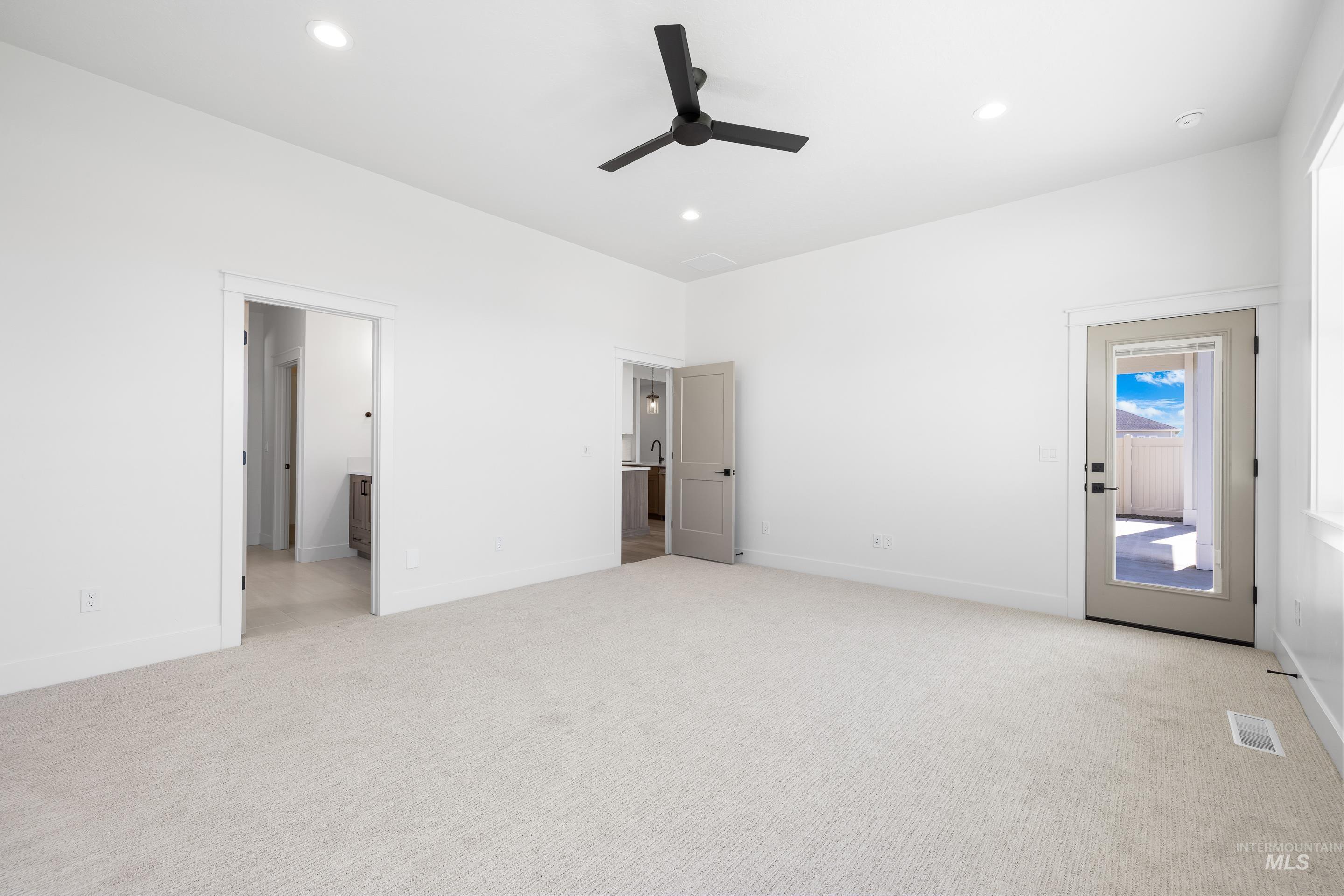 1279 E Andes Drive Property Photo 27