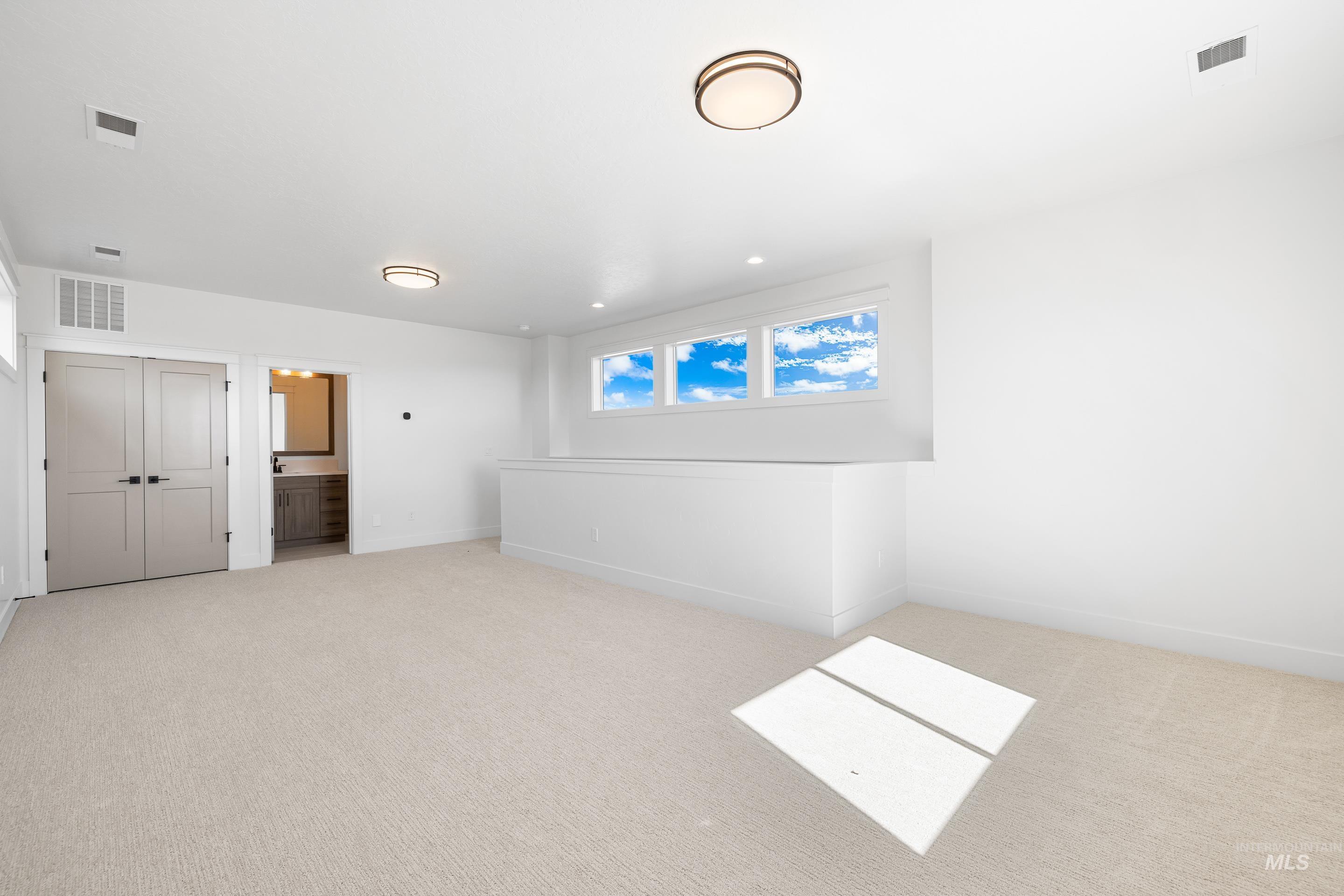 1279 E Andes Drive Property Photo 46