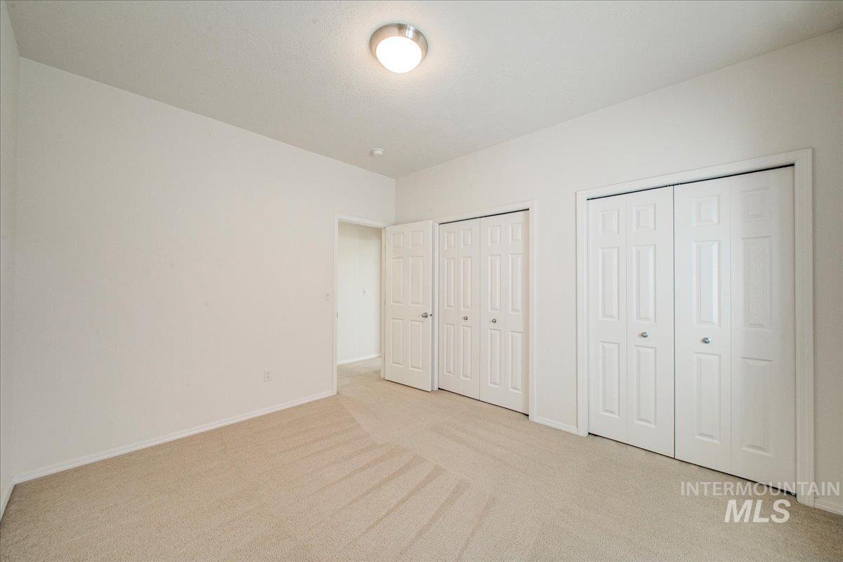 9237 W Kingsgate Ct Property Photo 17