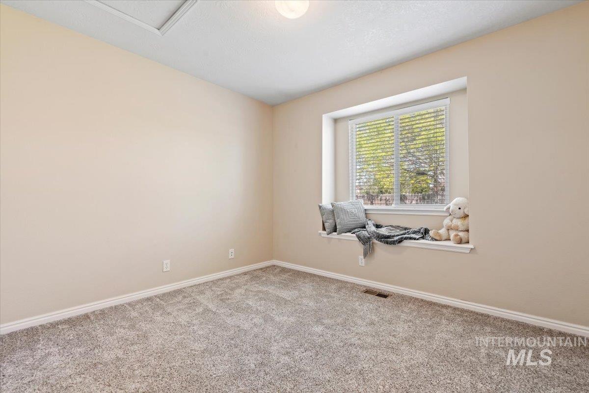 690 E New Rockrose Property Photo 23