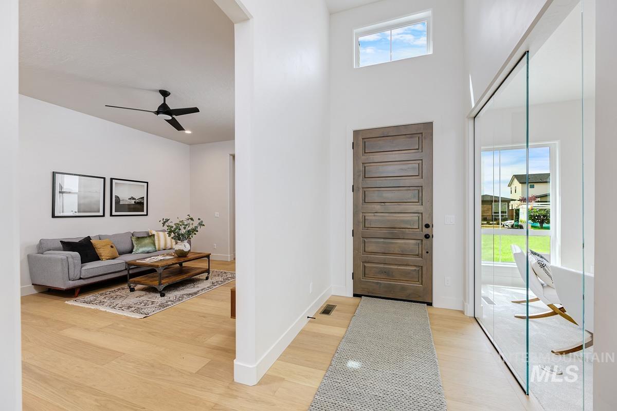 7026 Saddle Bred Way Property Photo 24