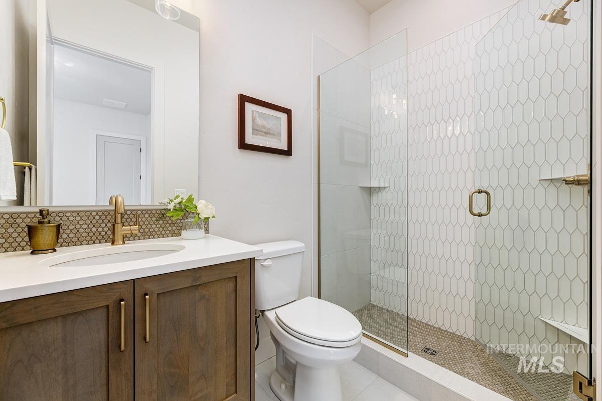7026 Saddle Bred Way Property Photo 31
