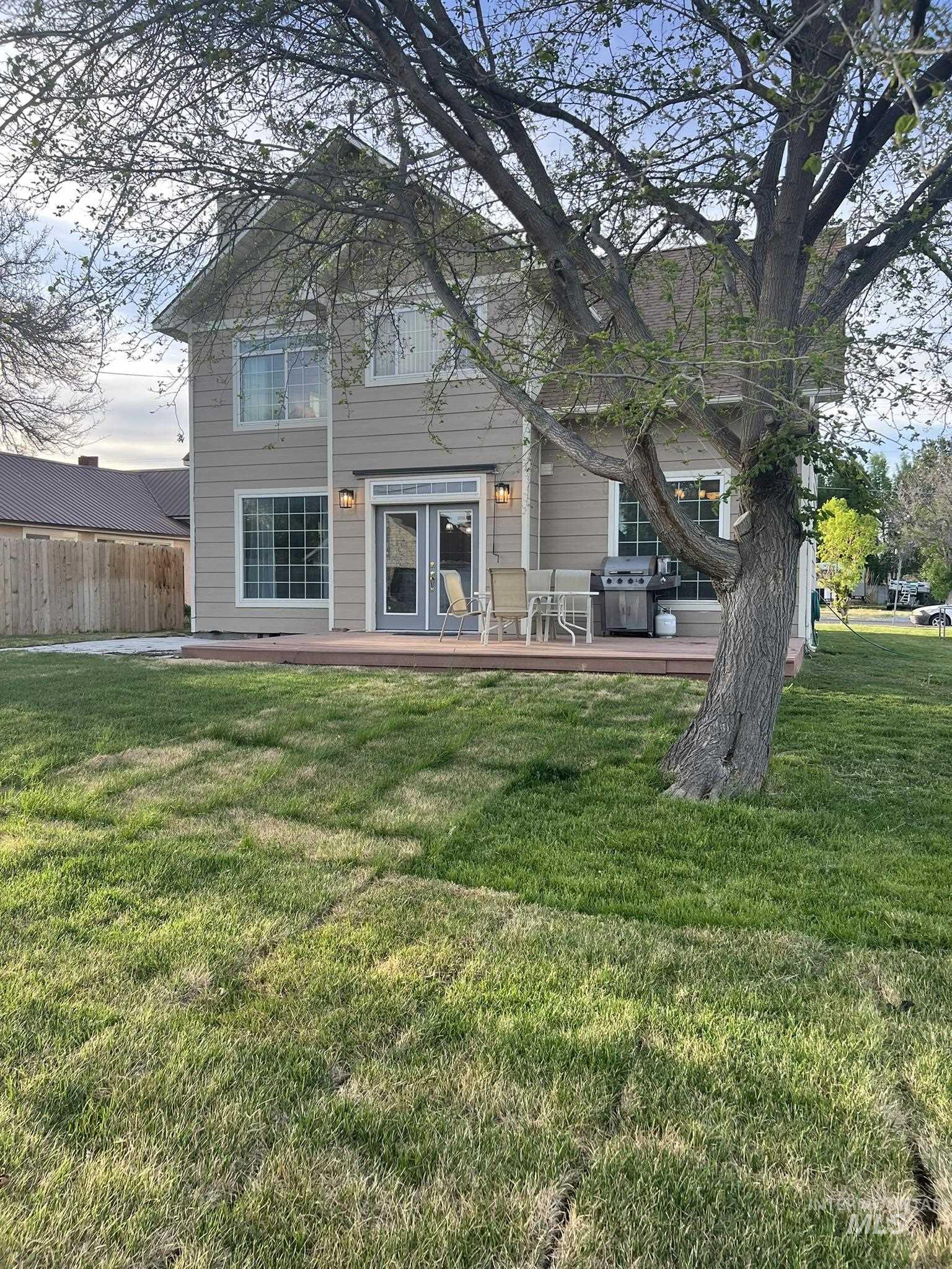 140 W Valley Road Property Photo 40