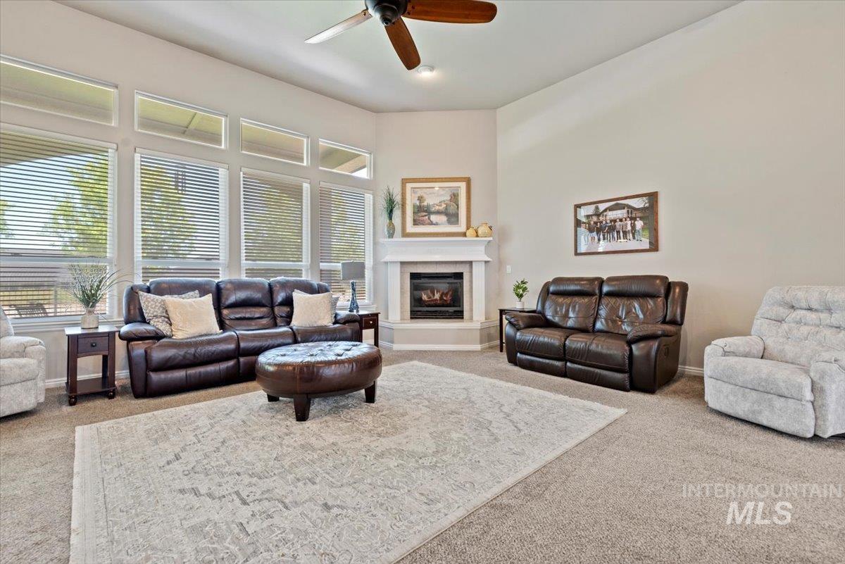 2638 E Green Canyon Dr. Property Photo 5