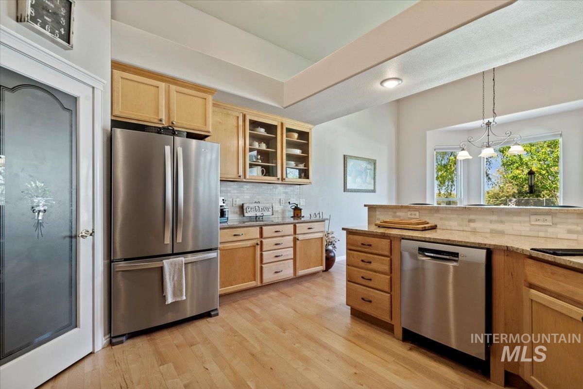 2638 E Green Canyon Dr. Property Photo 10