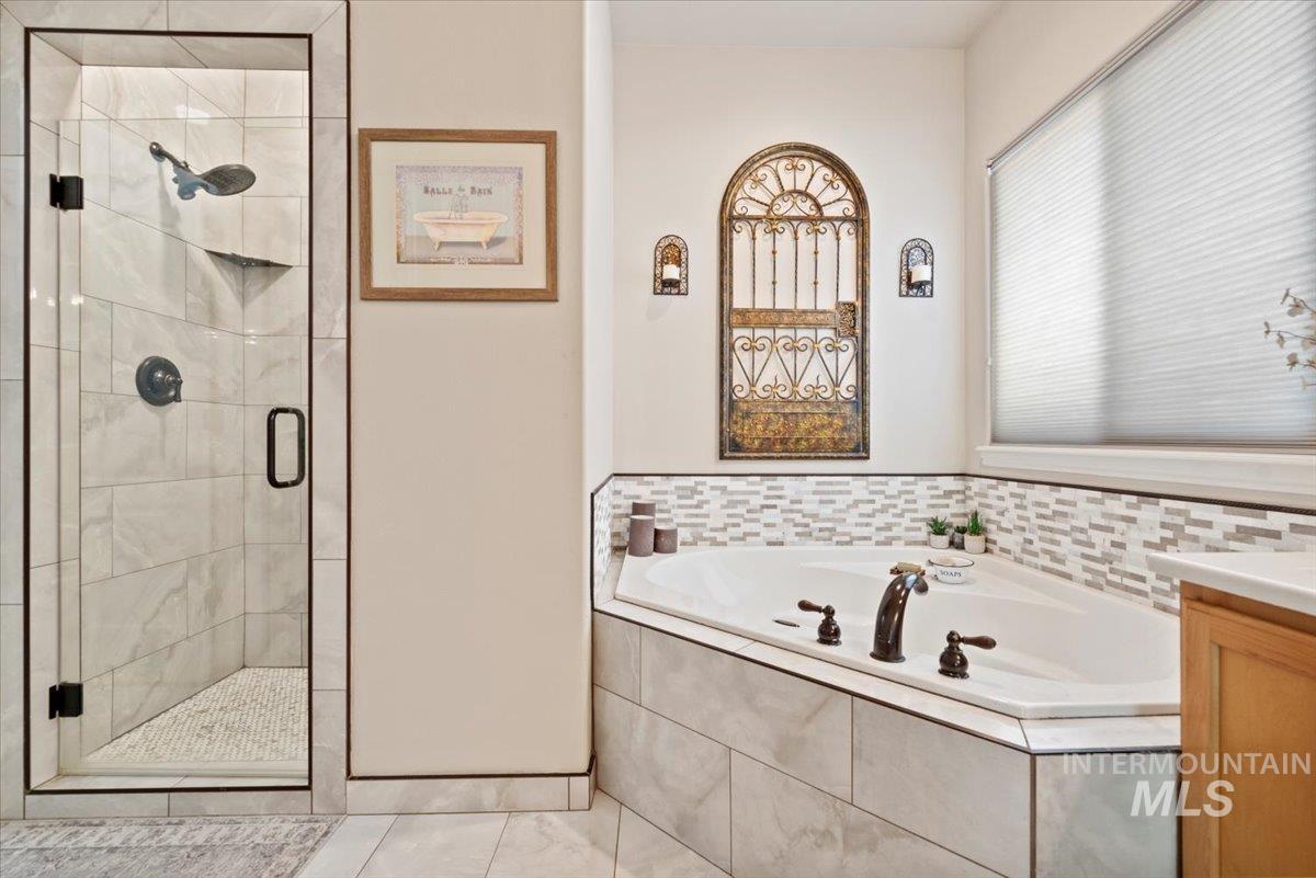 2638 E Green Canyon Dr. Property Photo 14