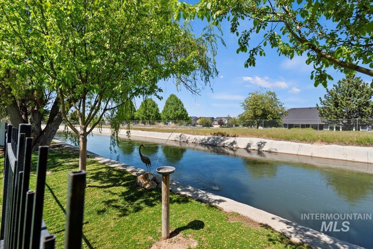 2638 E Green Canyon Dr. Property Photo 24