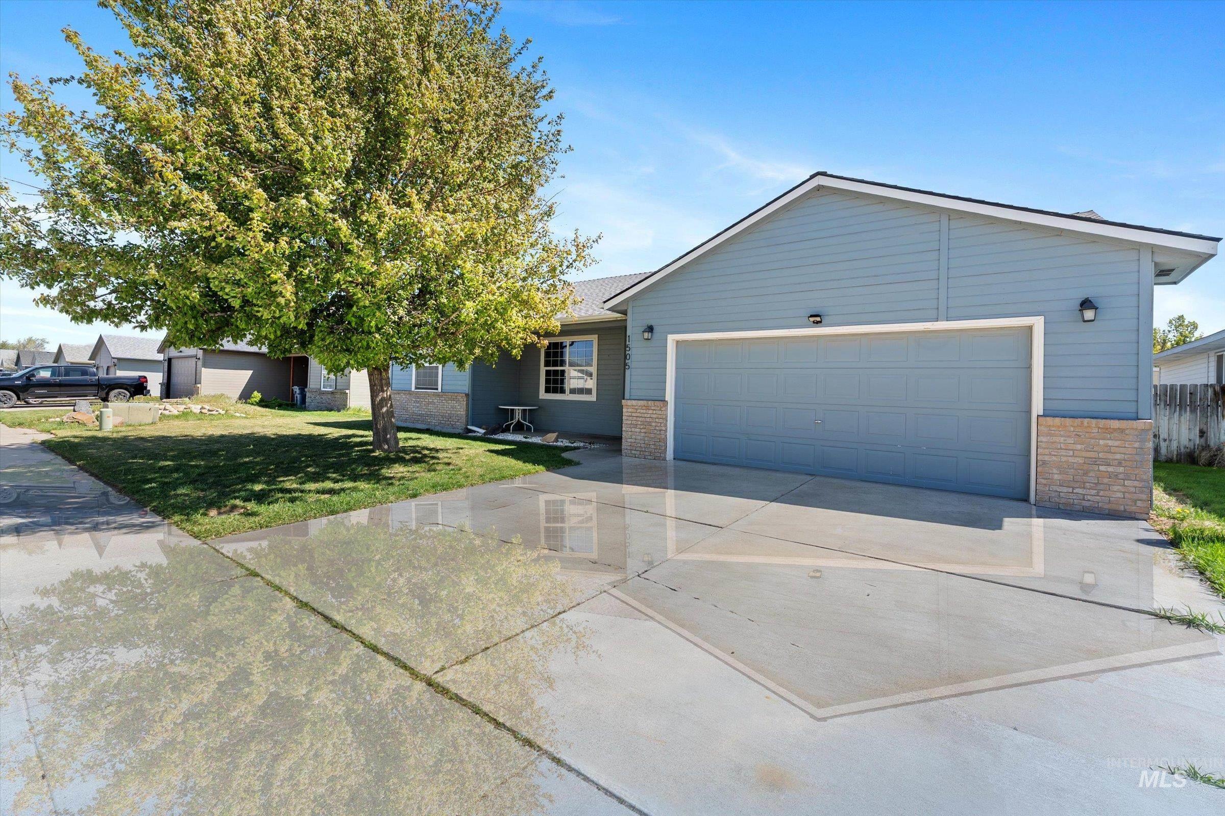 1505 Peregrine Dr Property Photo