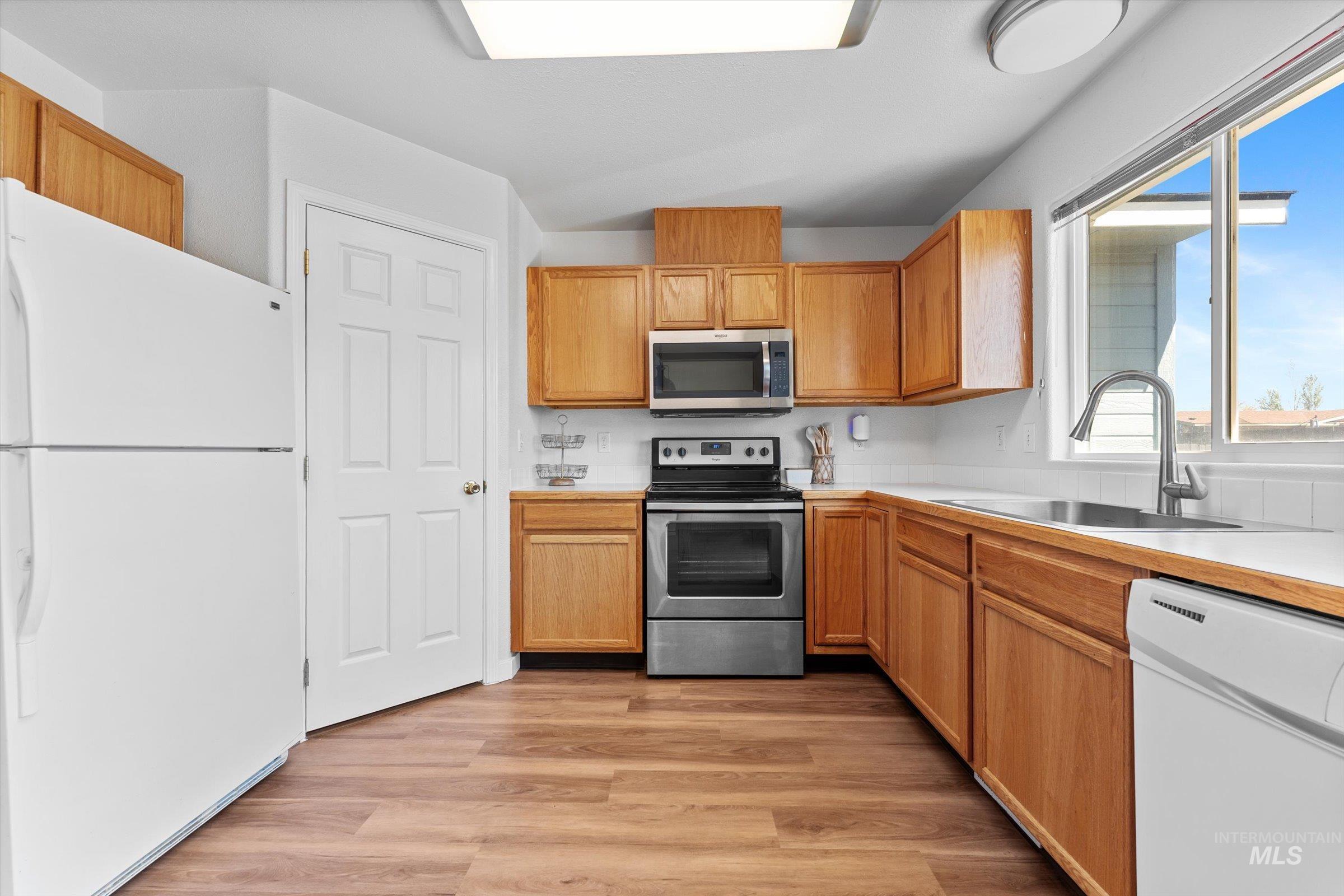 1505 Peregrine Dr Property Photo 22