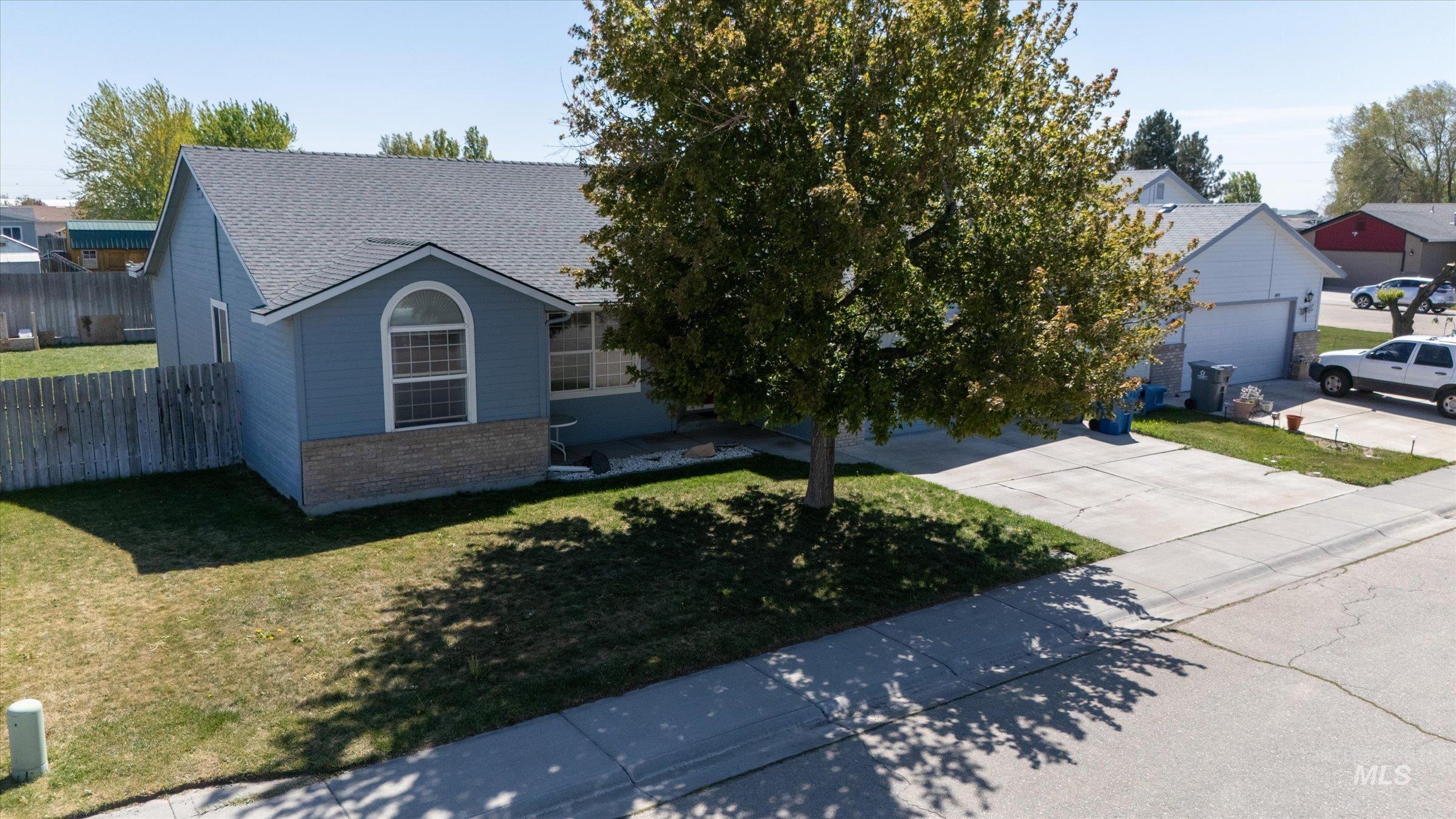 1505 Peregrine Dr Property Photo 28