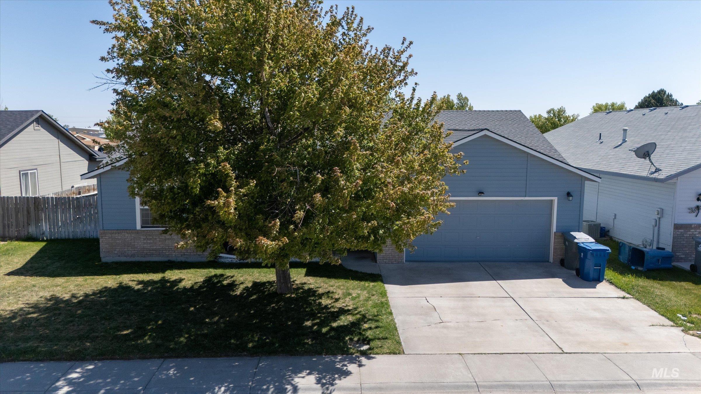 1505 Peregrine Dr Property Photo 29