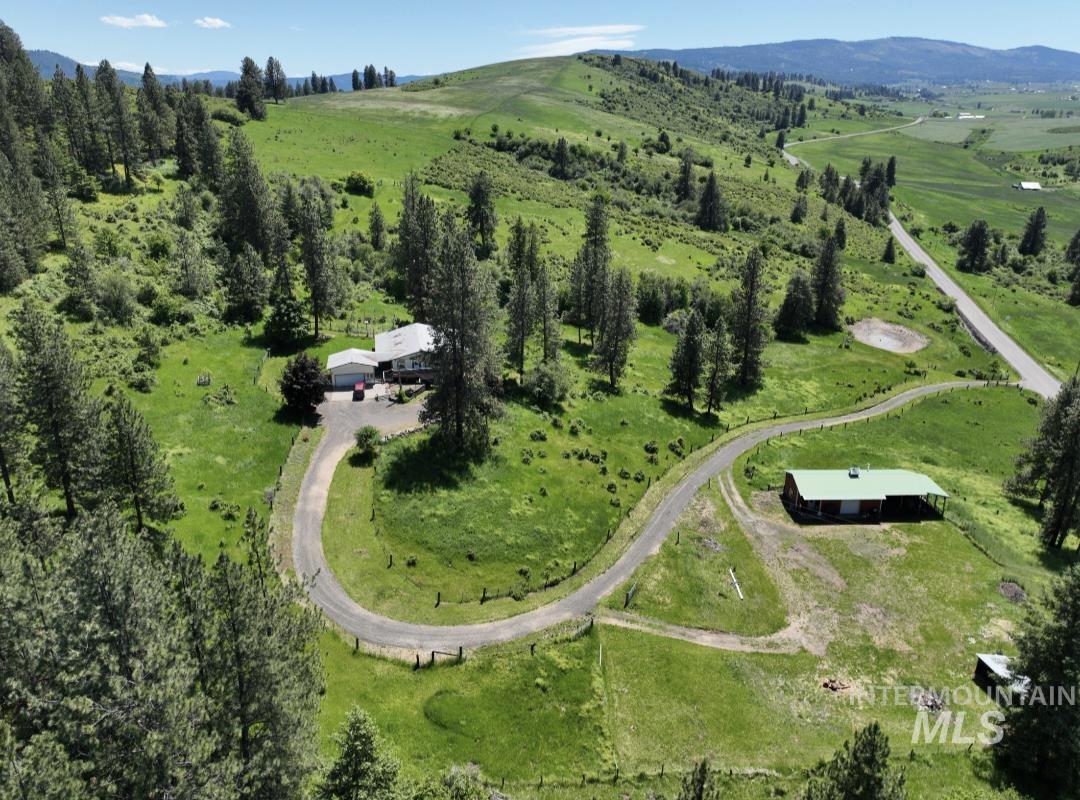 1734 Highway 13 Property Photo