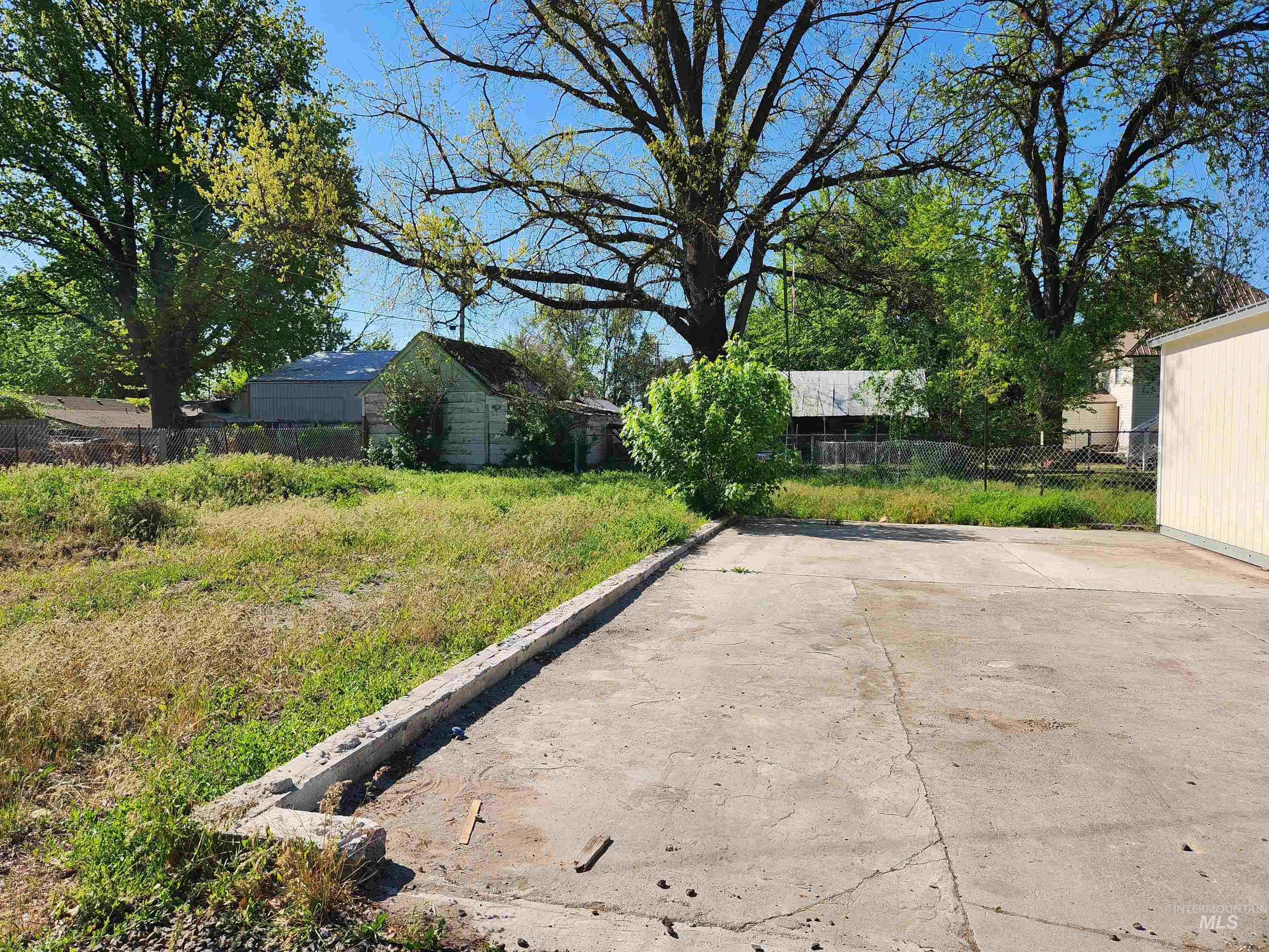 522 N 9th St Property Photo 43
