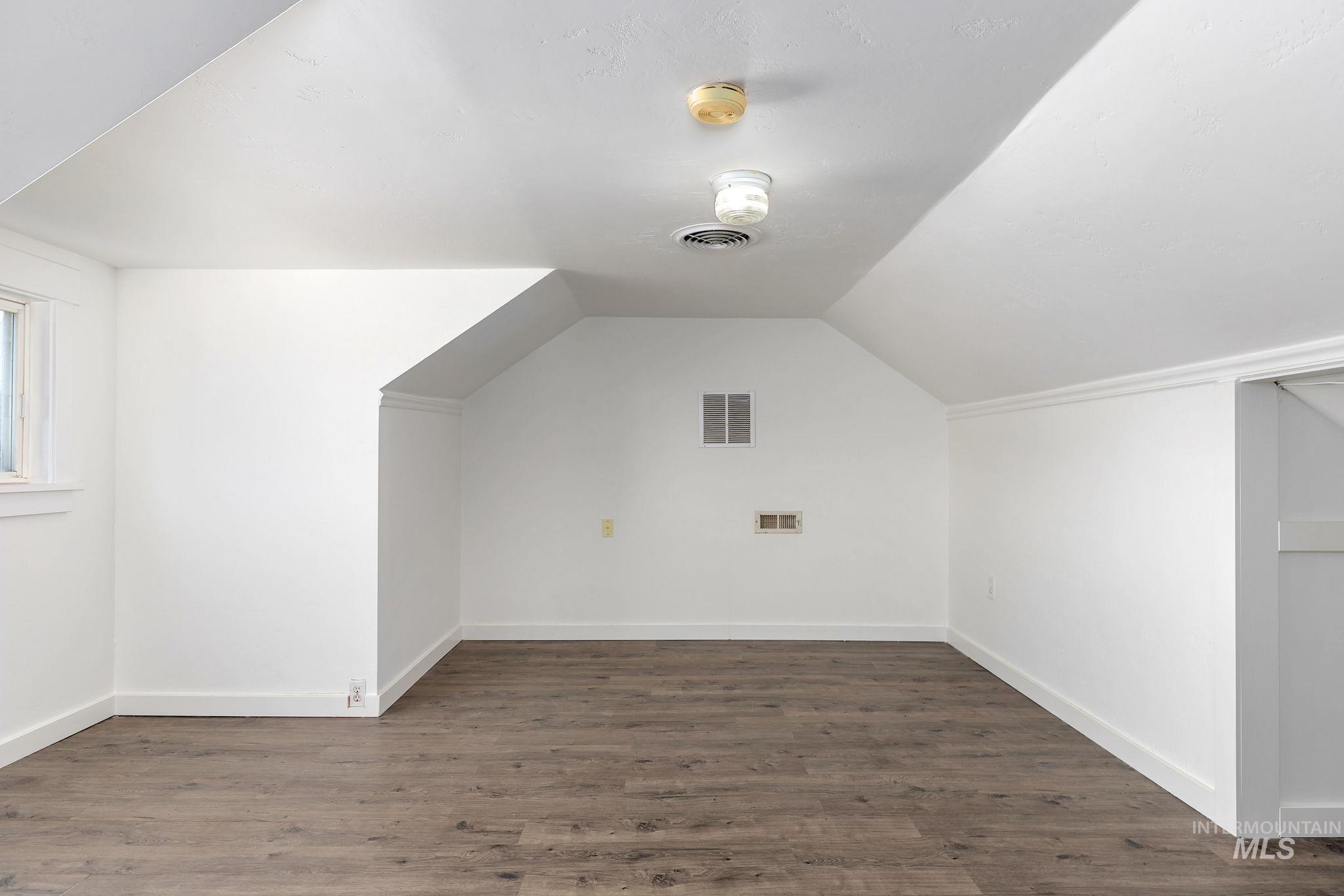 2315 E Chicago Court Property Photo 28