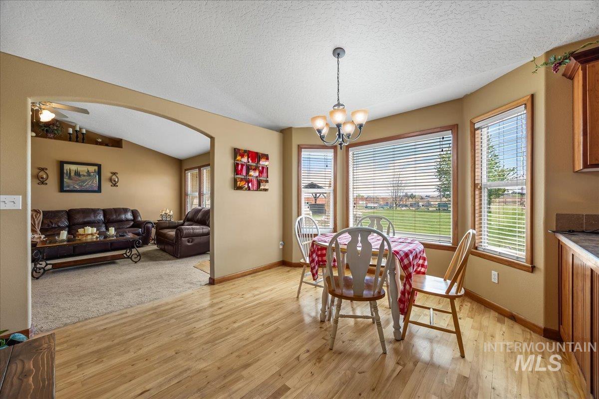 19250 Quarter Mile Ln Property Photo 15