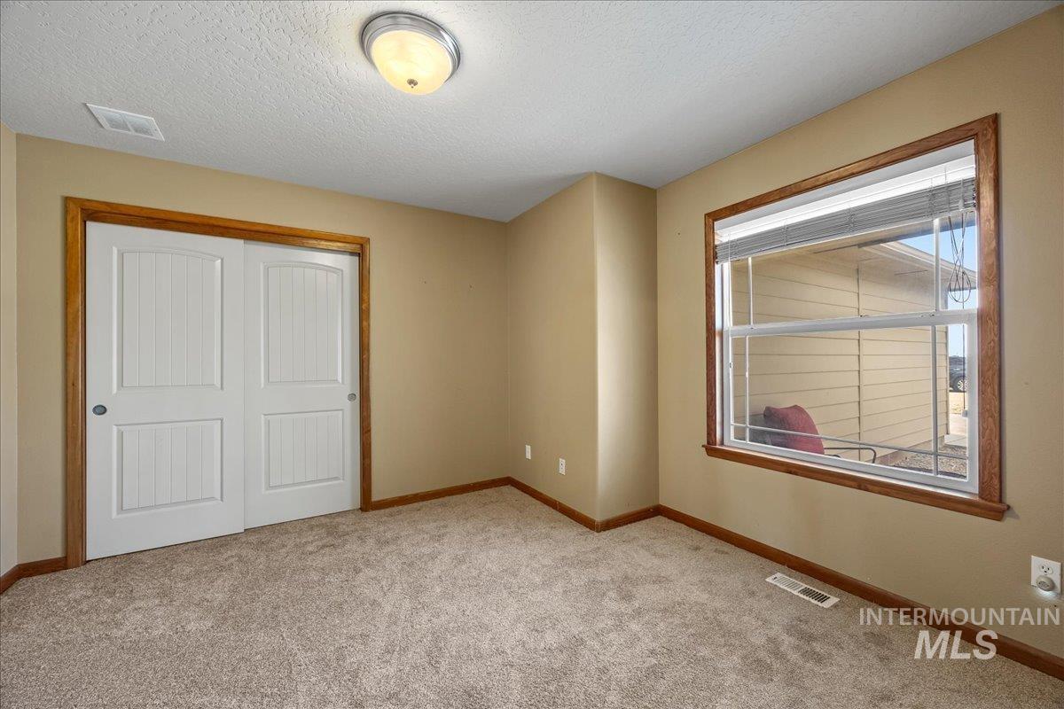 19250 Quarter Mile Ln Property Photo 21