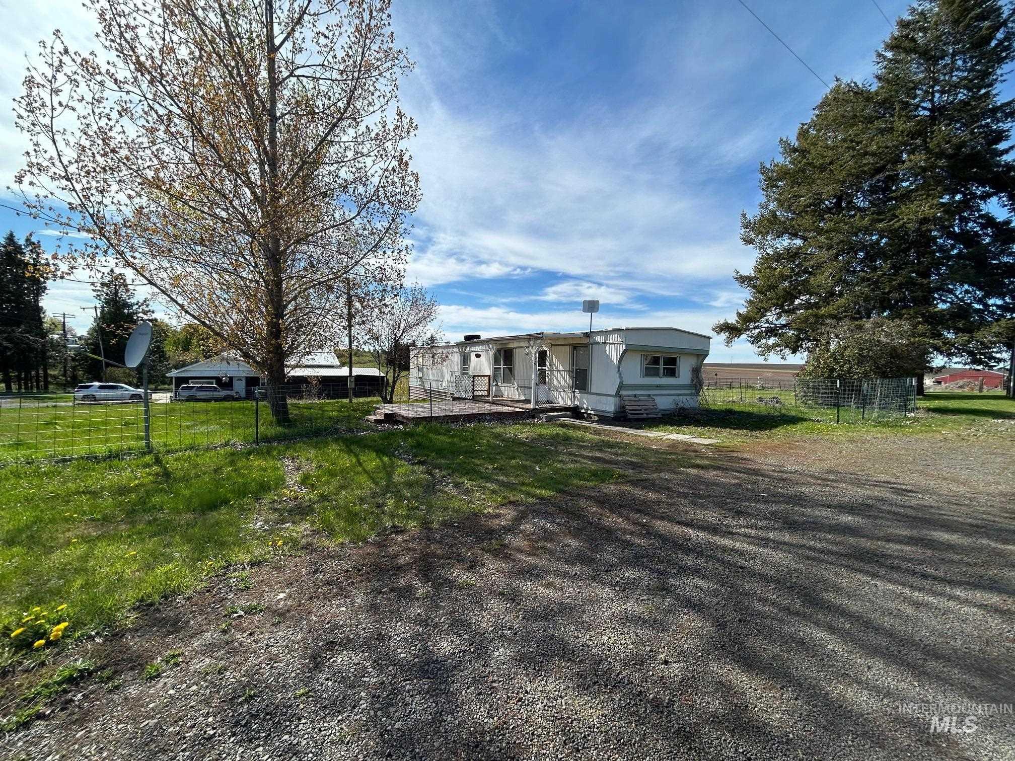 516 N 1st Avenue Property Photo