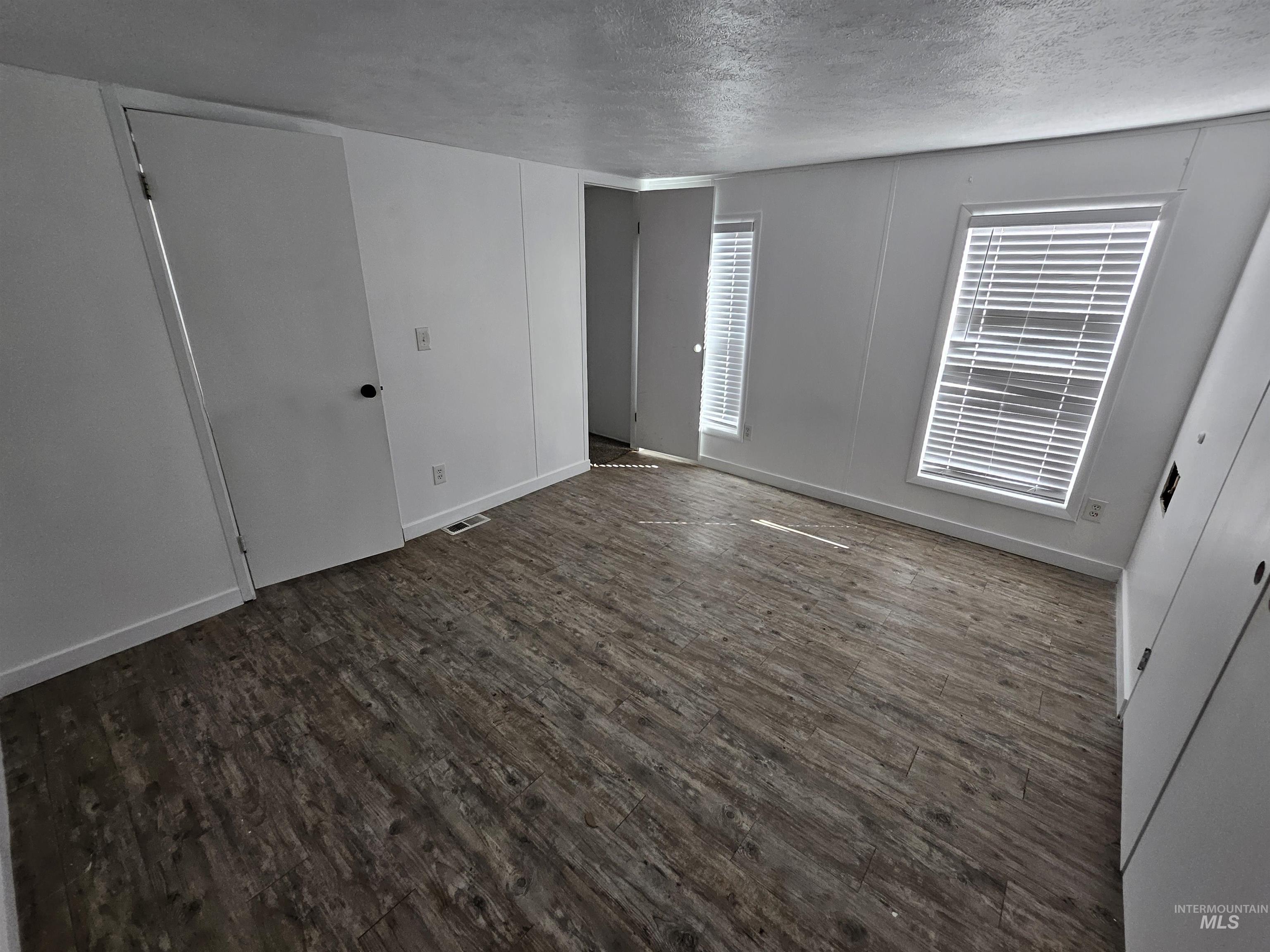 3059 Garden Pl Property Photo 8