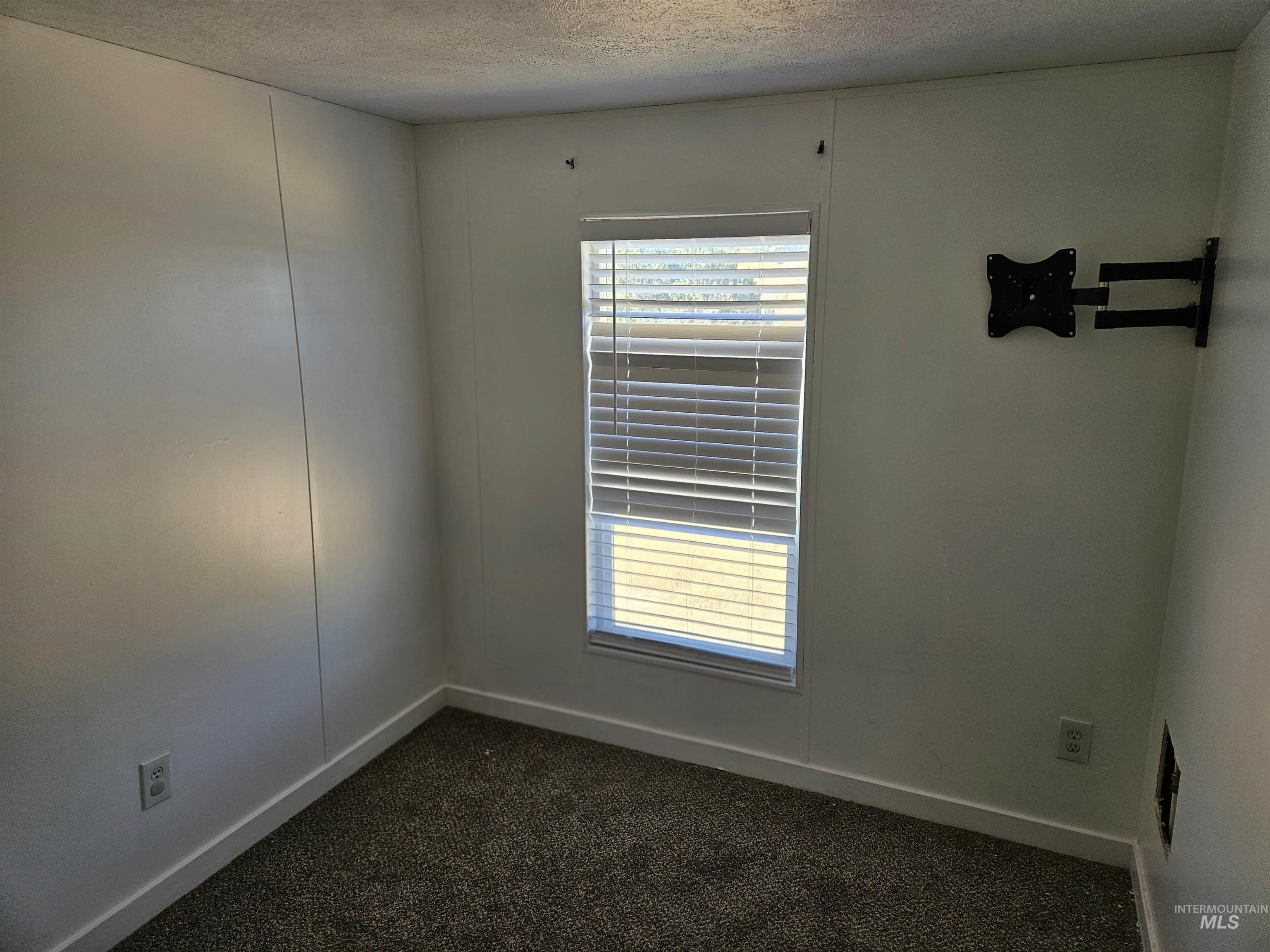 3059 Garden Pl Property Photo 14