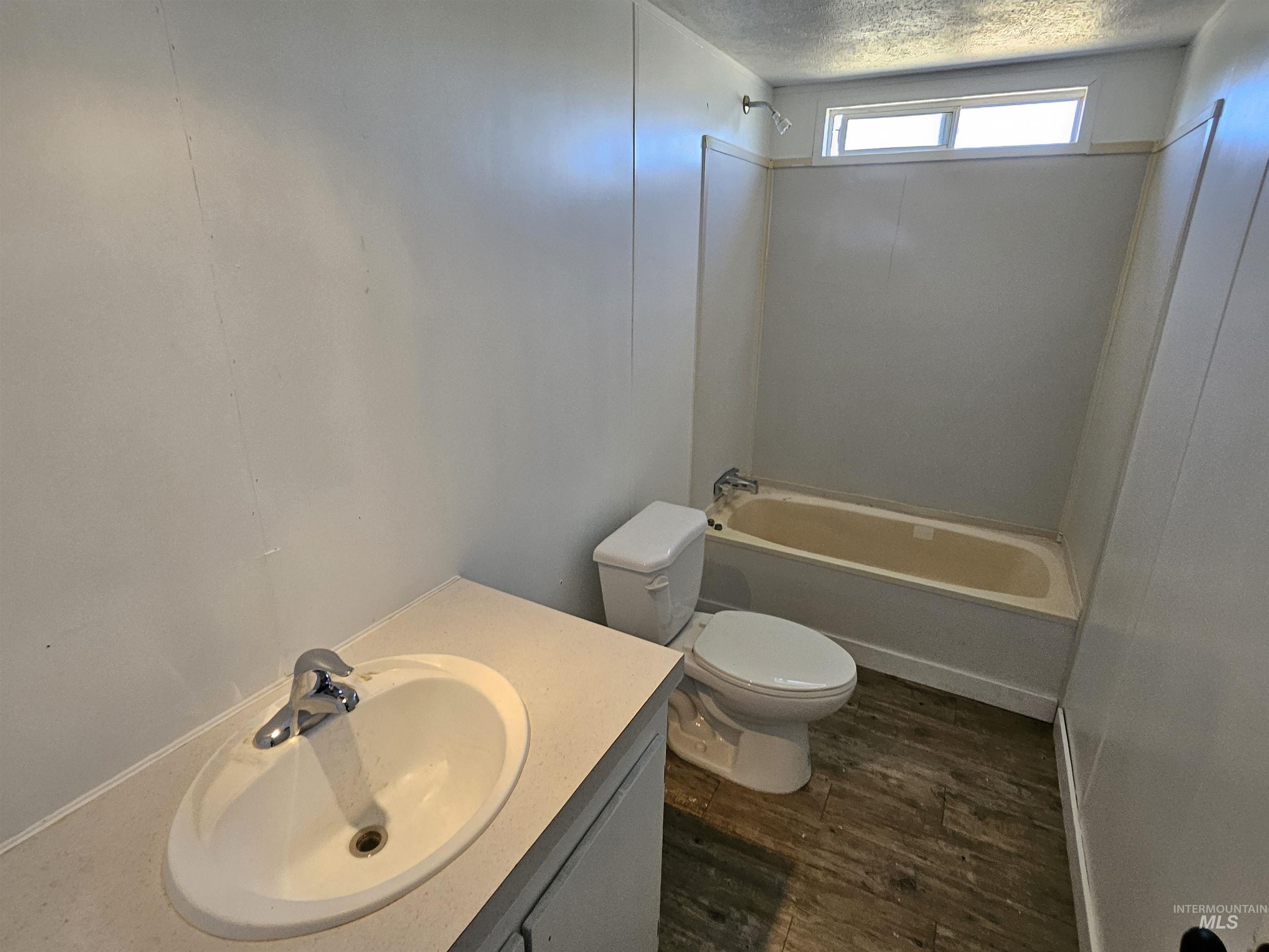 3059 Garden Pl Property Photo 15