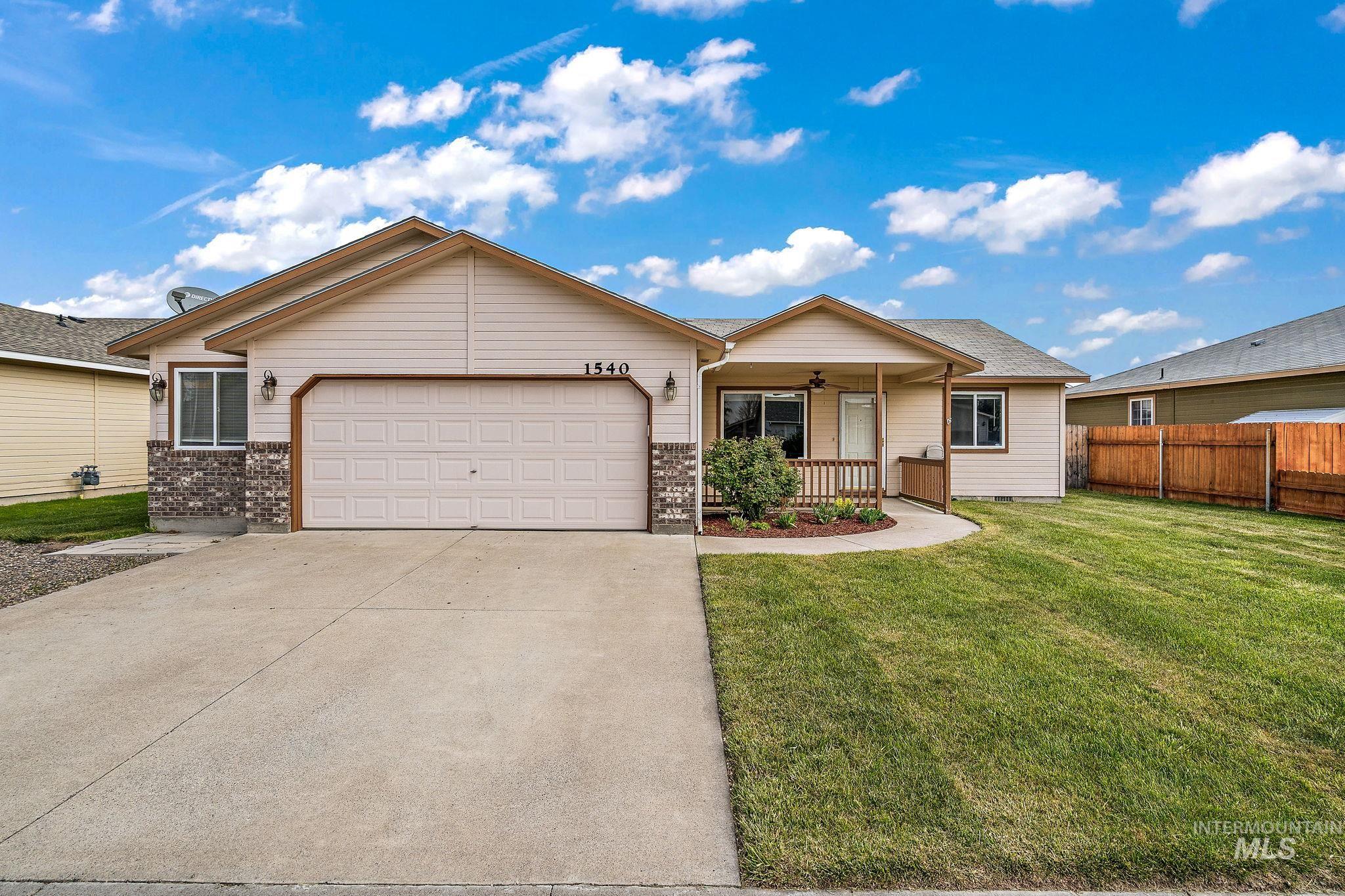 1540 Peregrine Dr. Property Photo 2