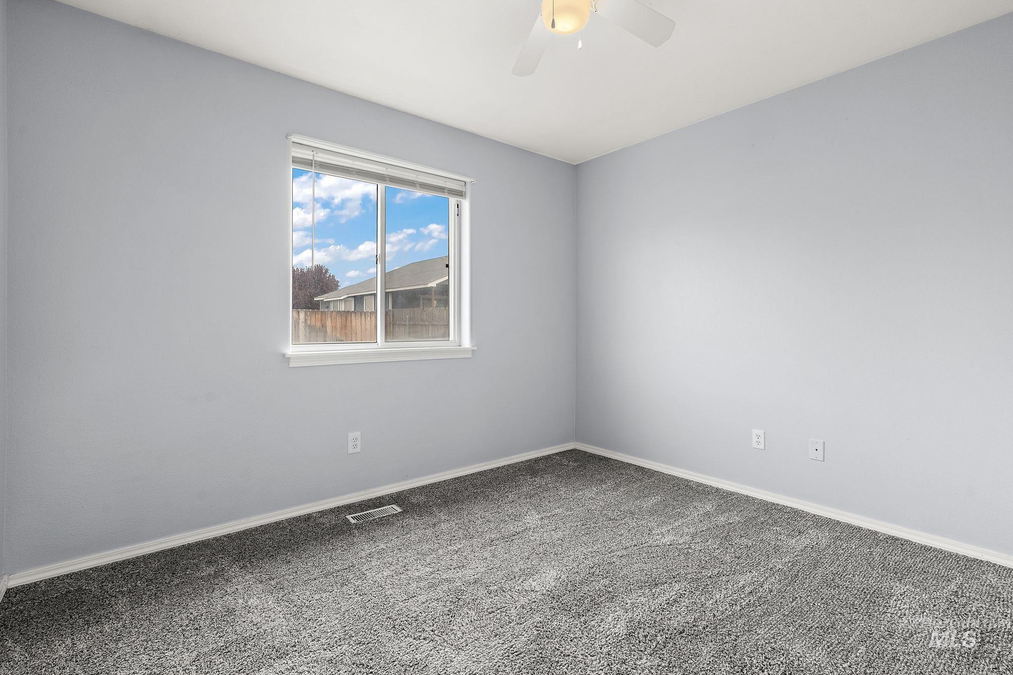 1540 Peregrine Dr. Property Photo 29