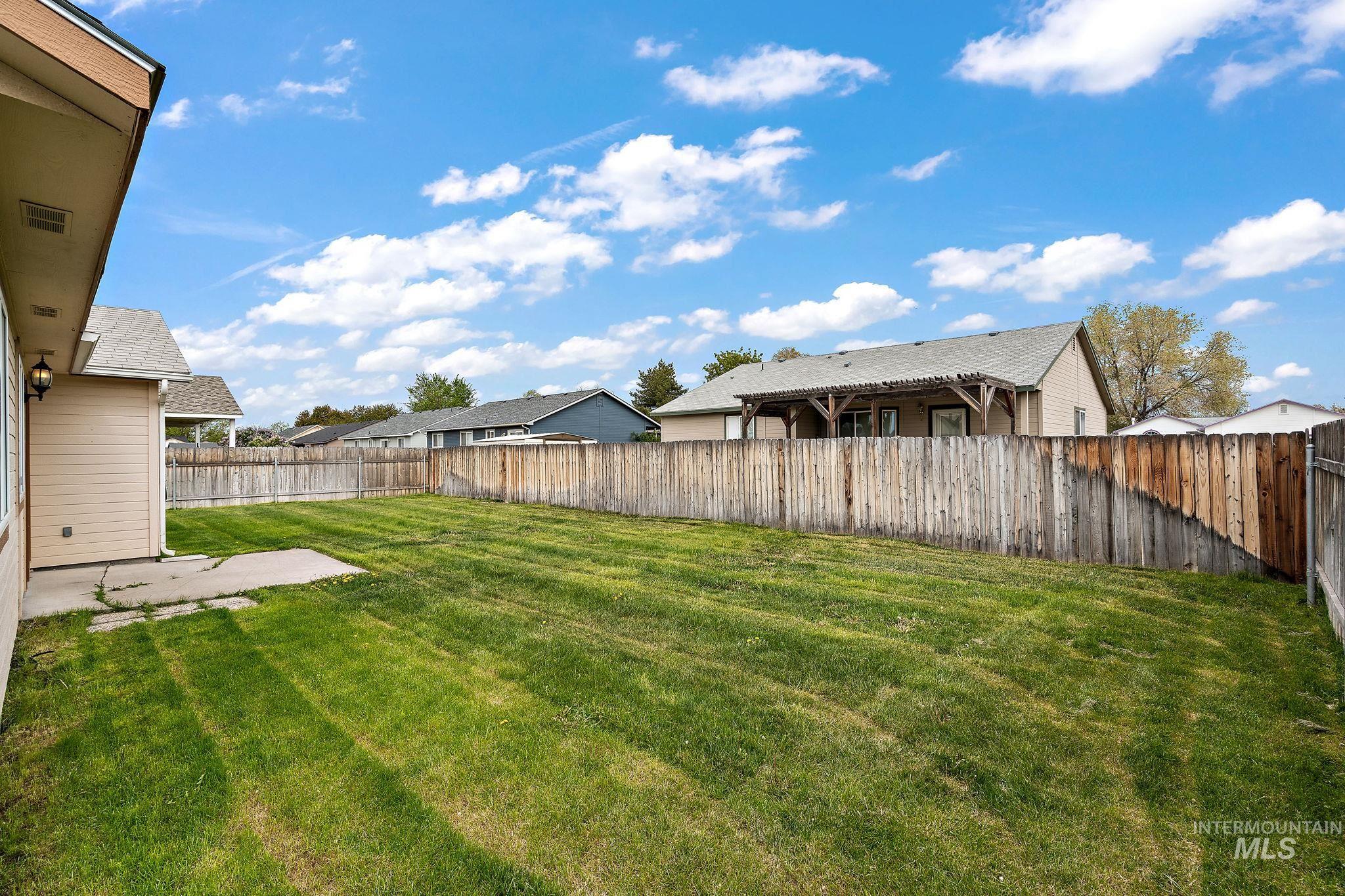 1540 Peregrine Dr. Property Photo 34