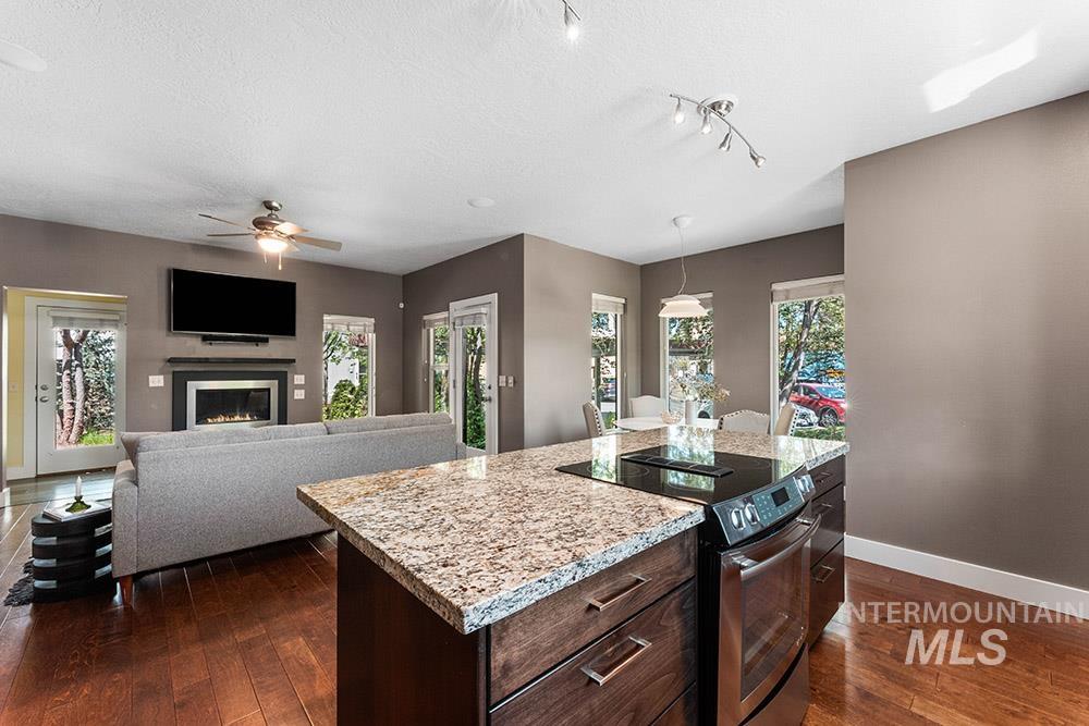 3139 S Rookery Property Photo 9
