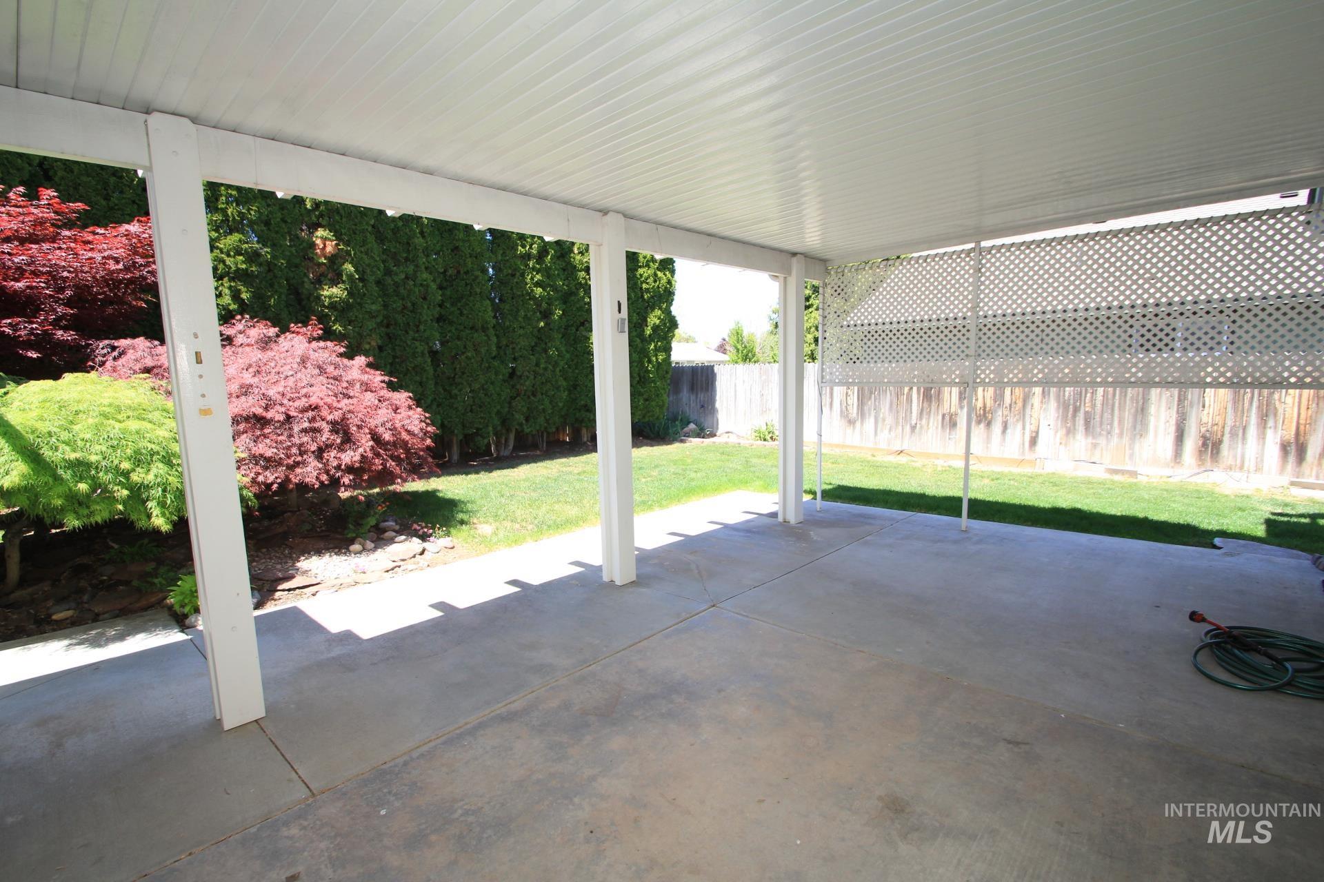 1859 N Highwood Ave Property Photo 23