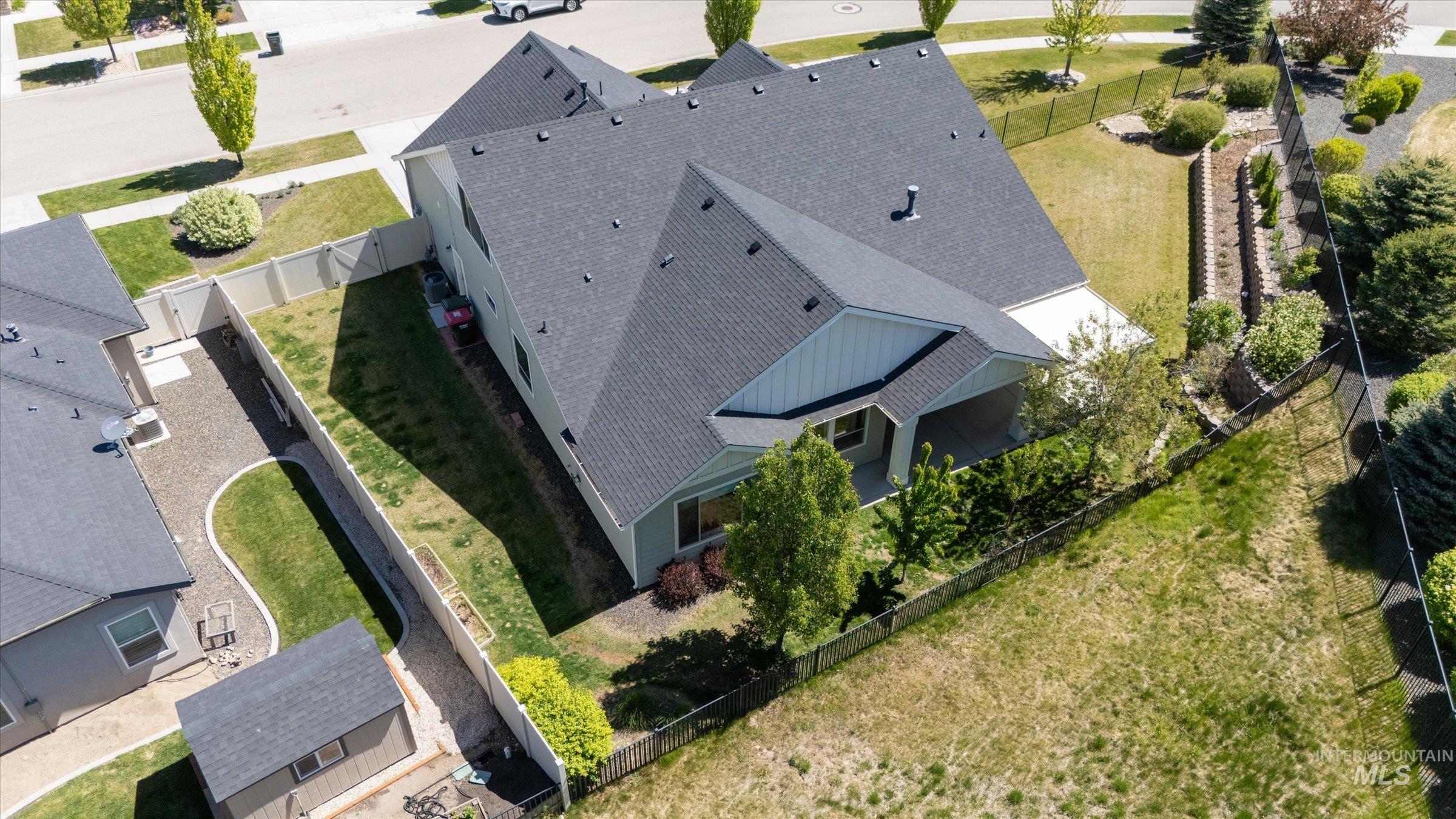 1031 E Reflect Ridge Drive Property Photo 44