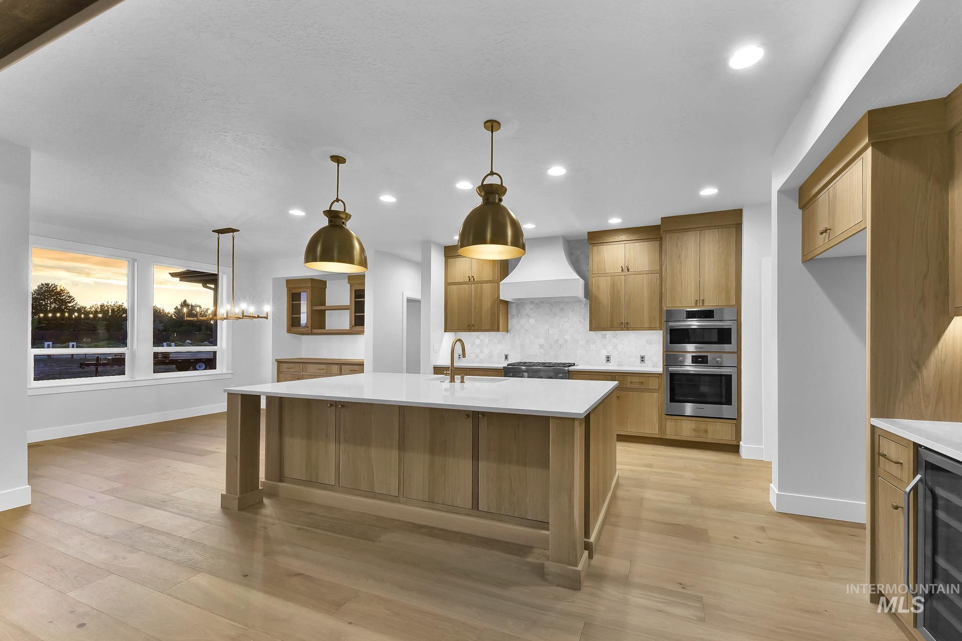 251 N Boulder Ridge Way Property Photo 4