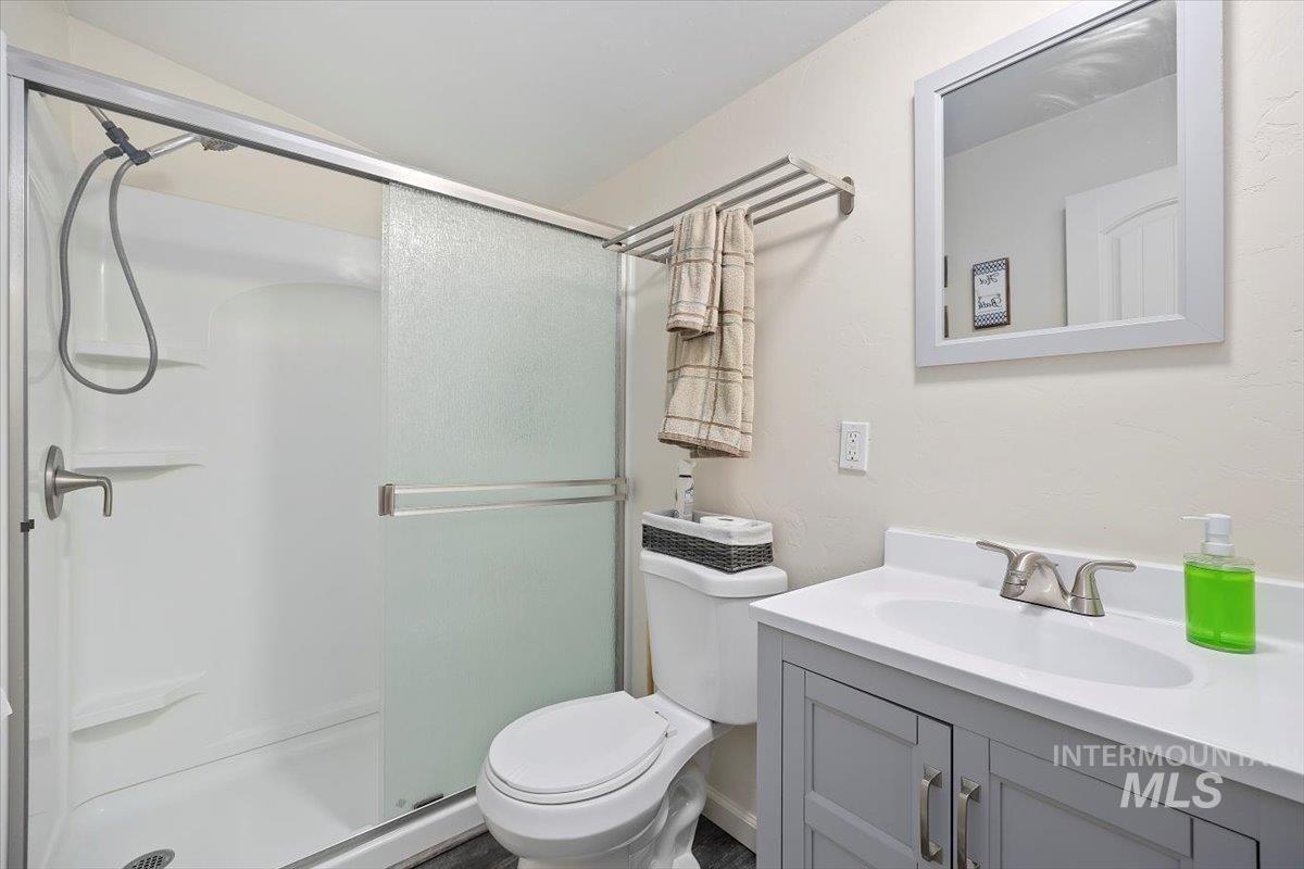 1015 N Fir St. Property Photo 18