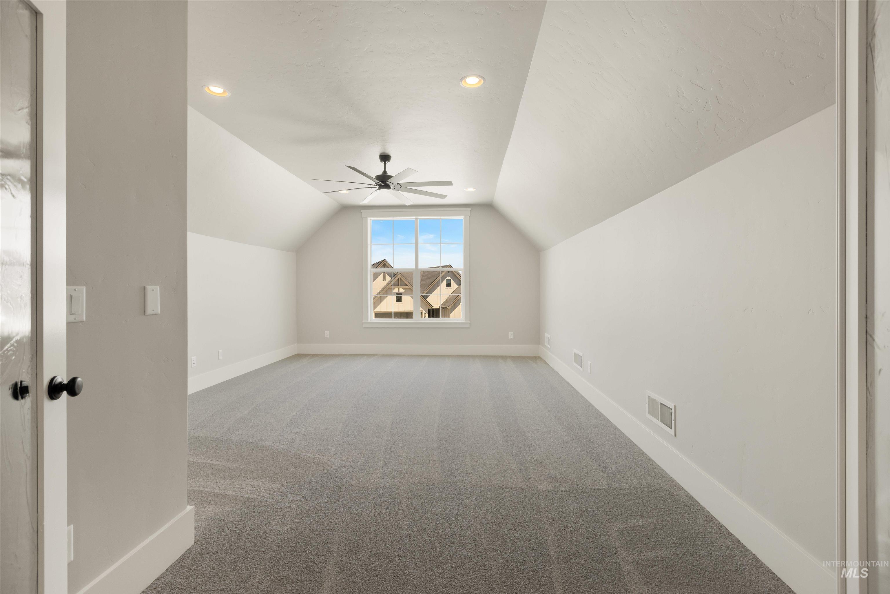 4219 W Thornapple Dr Property Photo 38