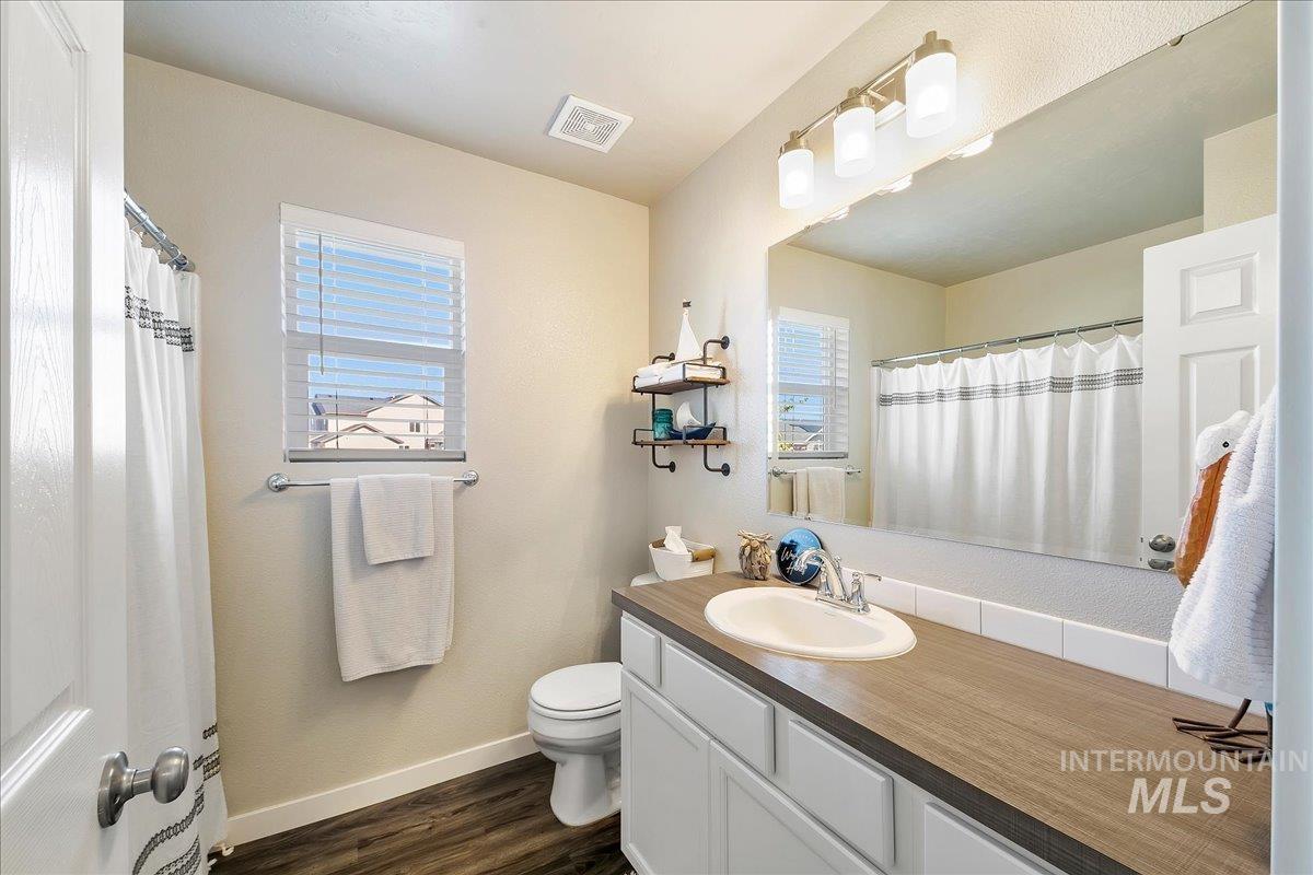 1411 Fawnsgrove Way Property Photo 8