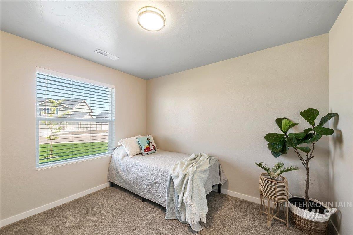 1411 Fawnsgrove Way Property Photo 9