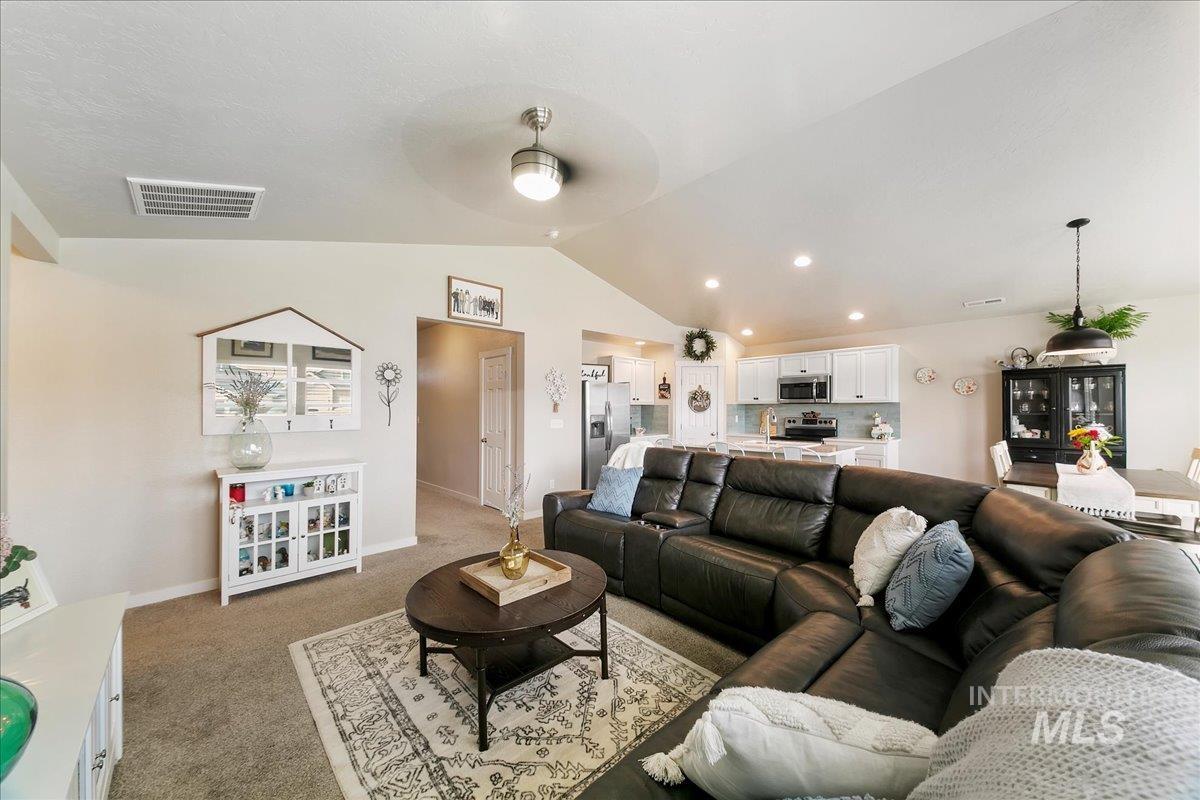 1411 Fawnsgrove Way Property Photo 24