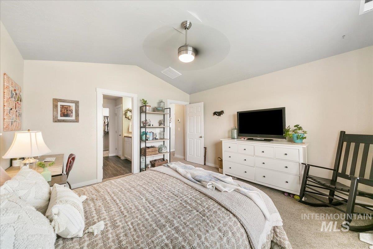 1411 Fawnsgrove Way Property Photo 27