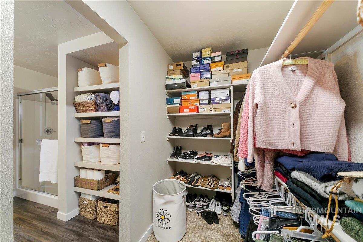 1411 Fawnsgrove Way Property Photo 32