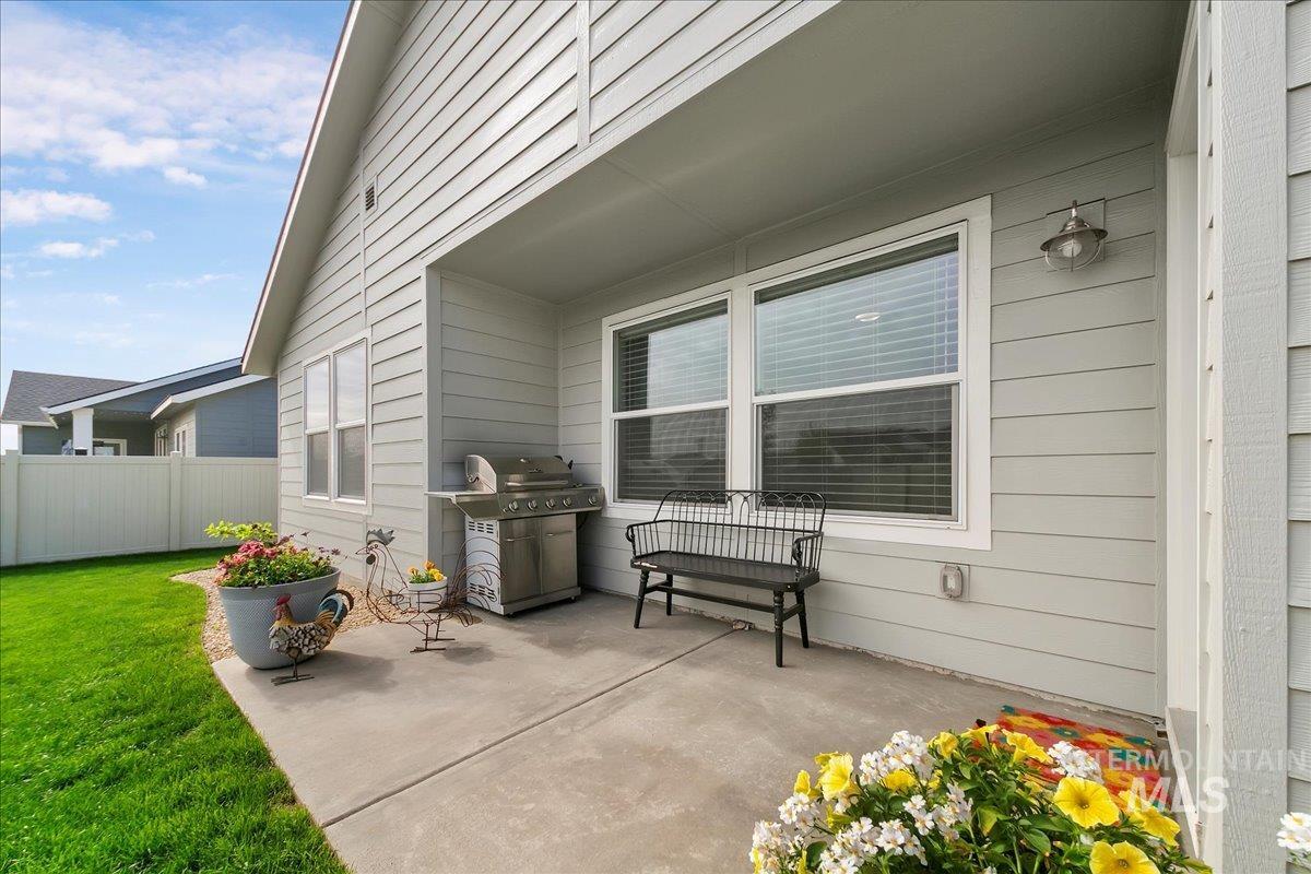 1411 Fawnsgrove Way Property Photo 36