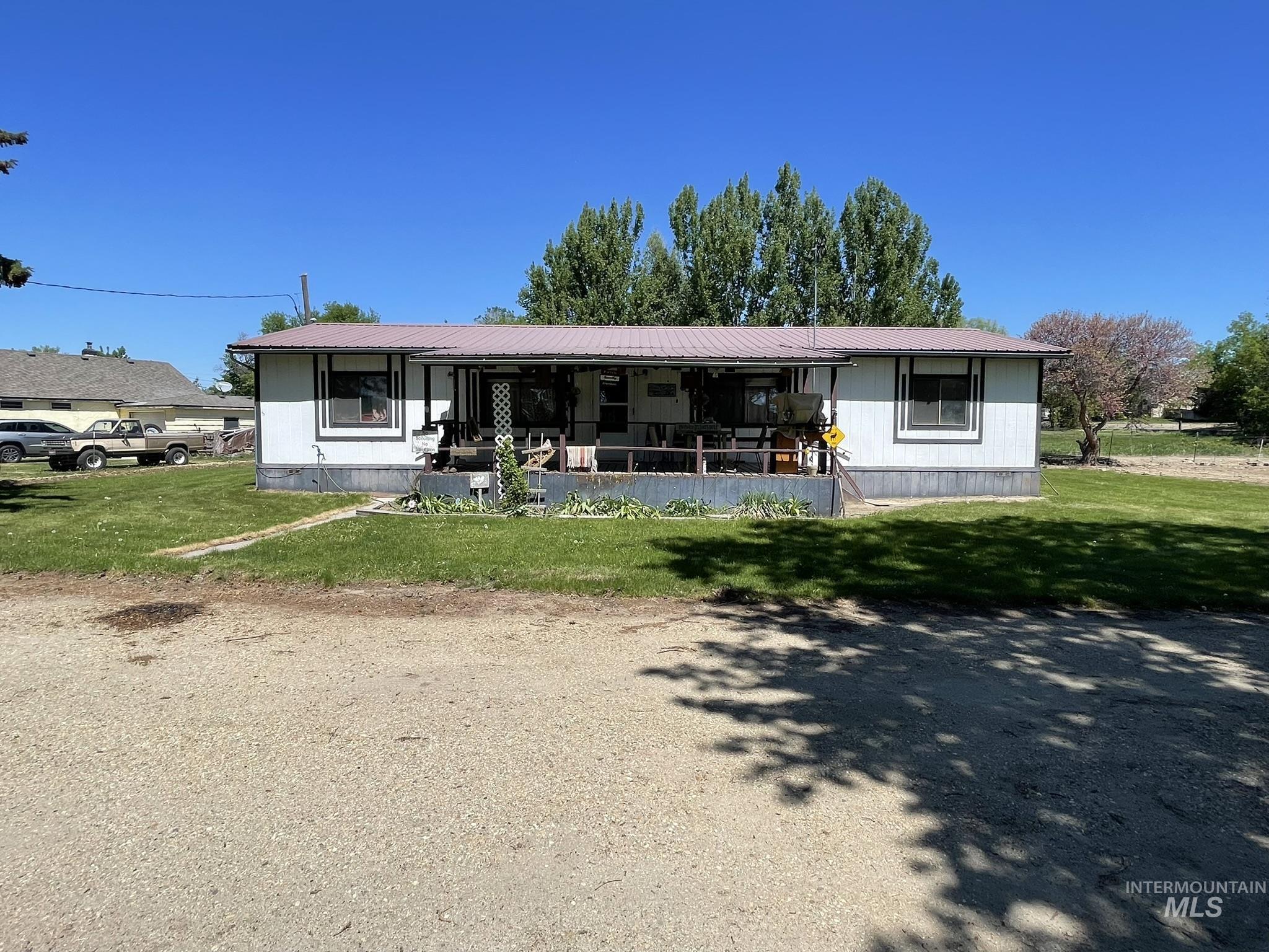 246 Fargo Ave Property Photo 18