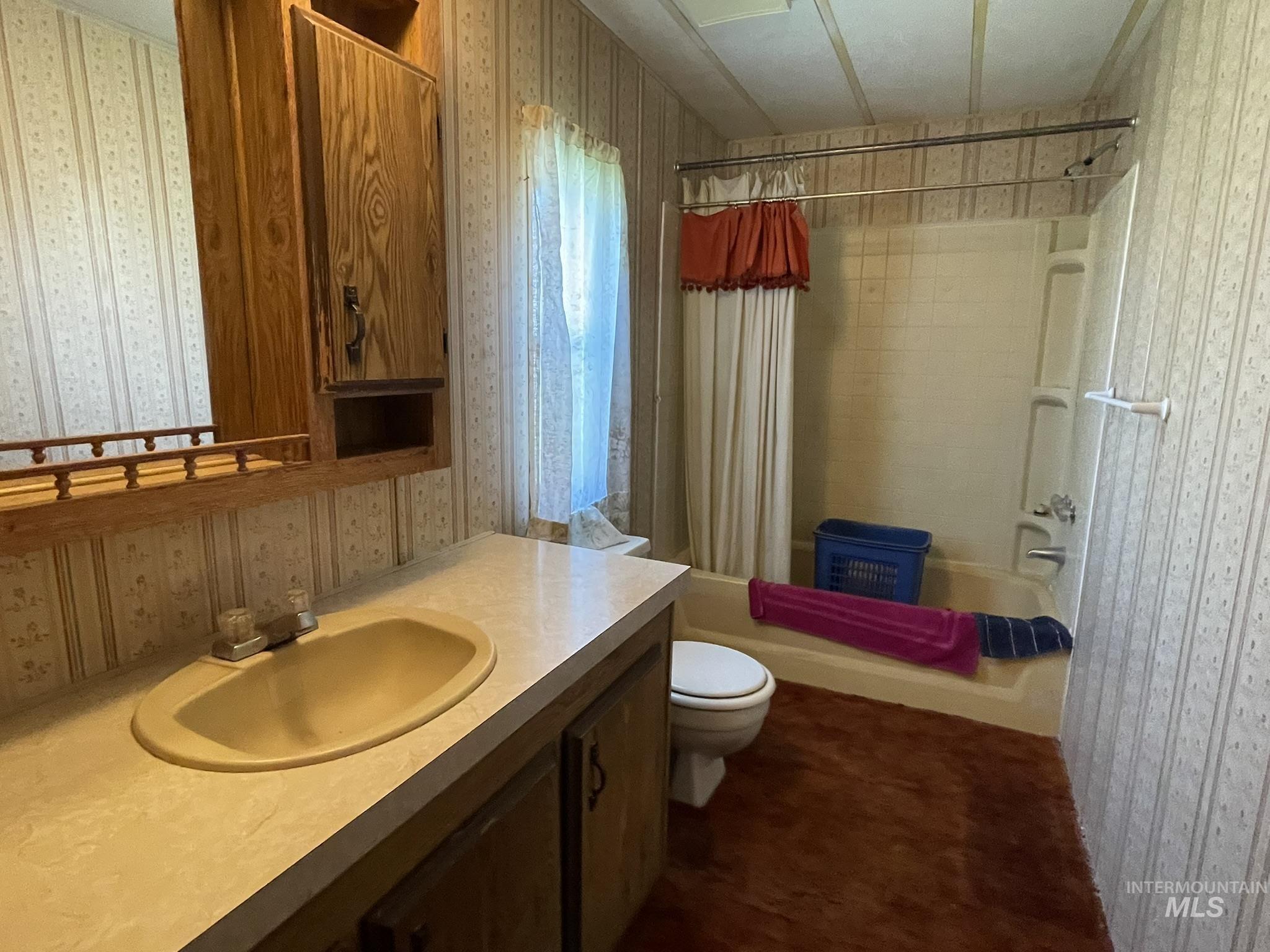 246 Fargo Ave Property Photo 31