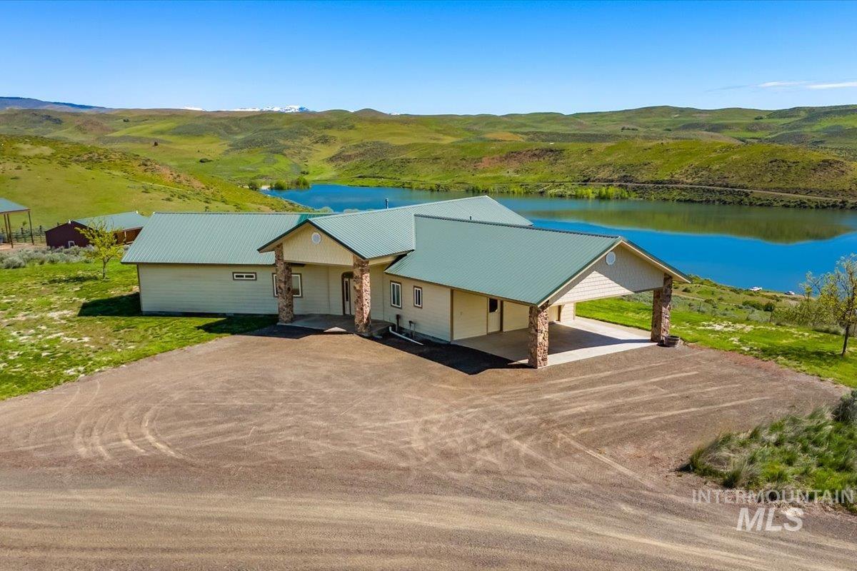 1719 Monroe Creek Road Property Photo
