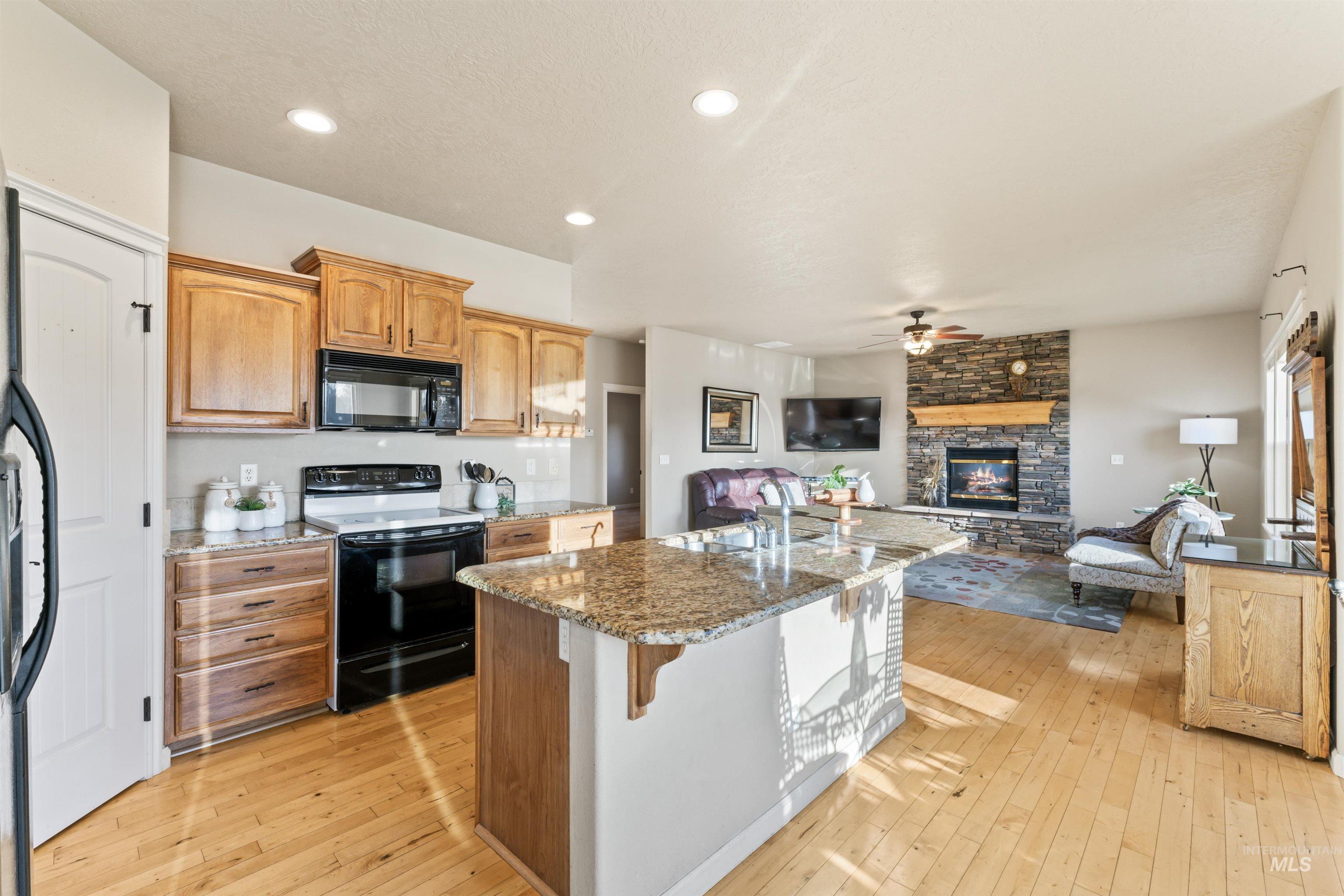 11533 W Celestial Dr Property Photo 6