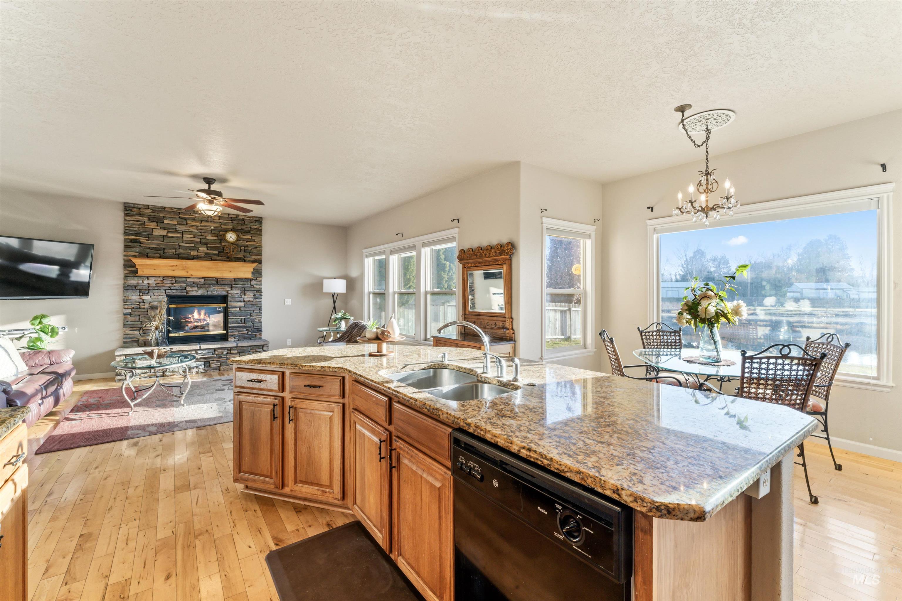 11533 W Celestial Dr Property Photo 8