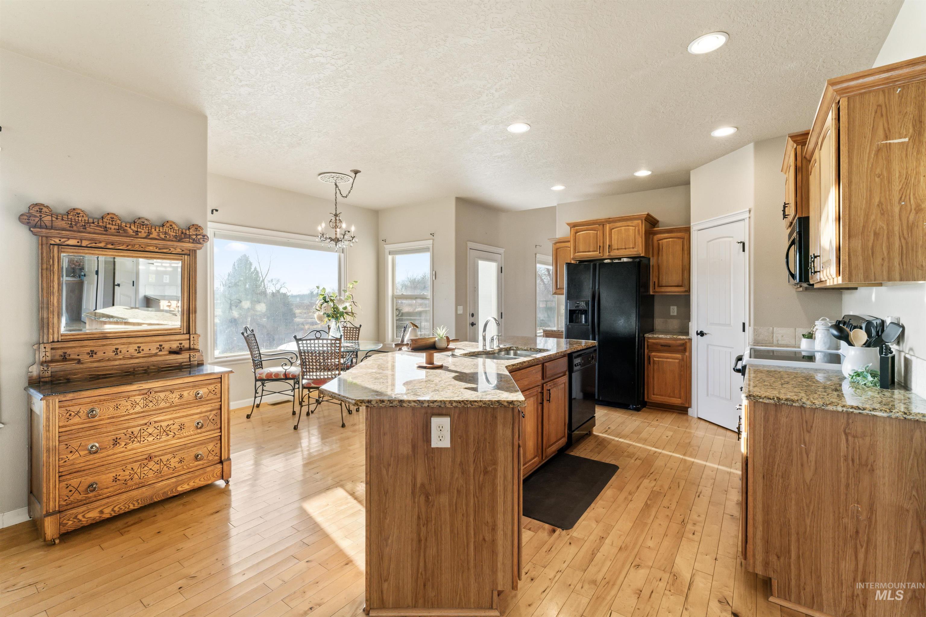 11533 W Celestial Dr Property Photo 9