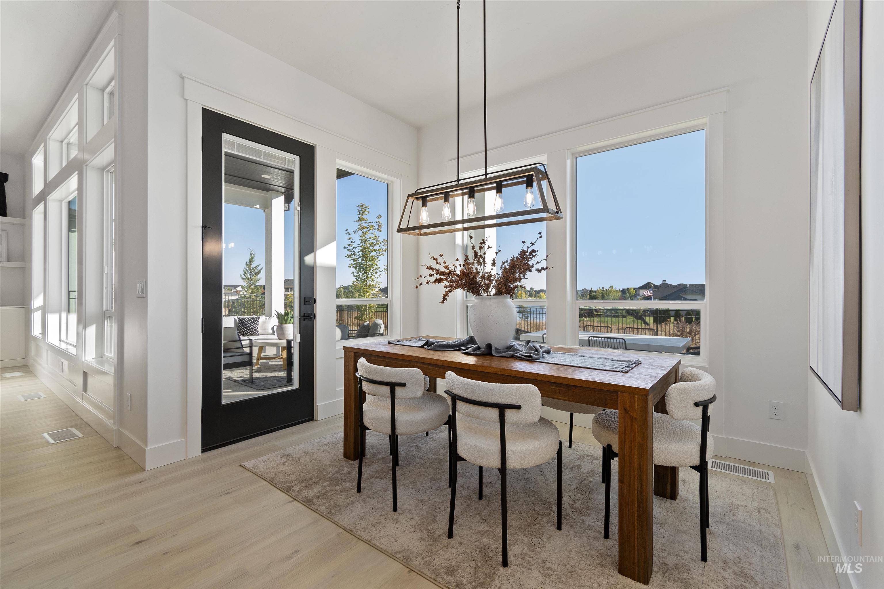 5615 W Haughburn Dr Property Photo 18