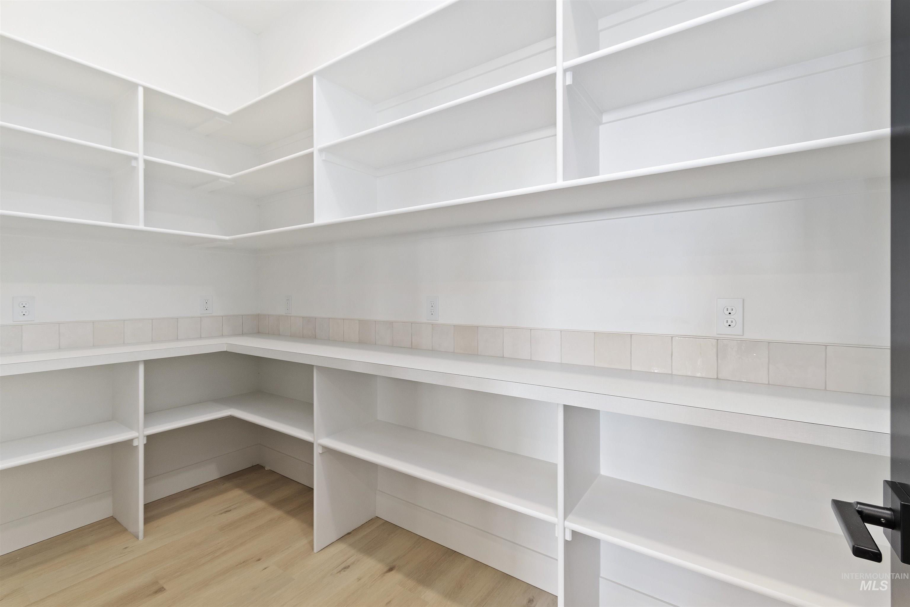 5615 W Haughburn Dr Property Photo 25