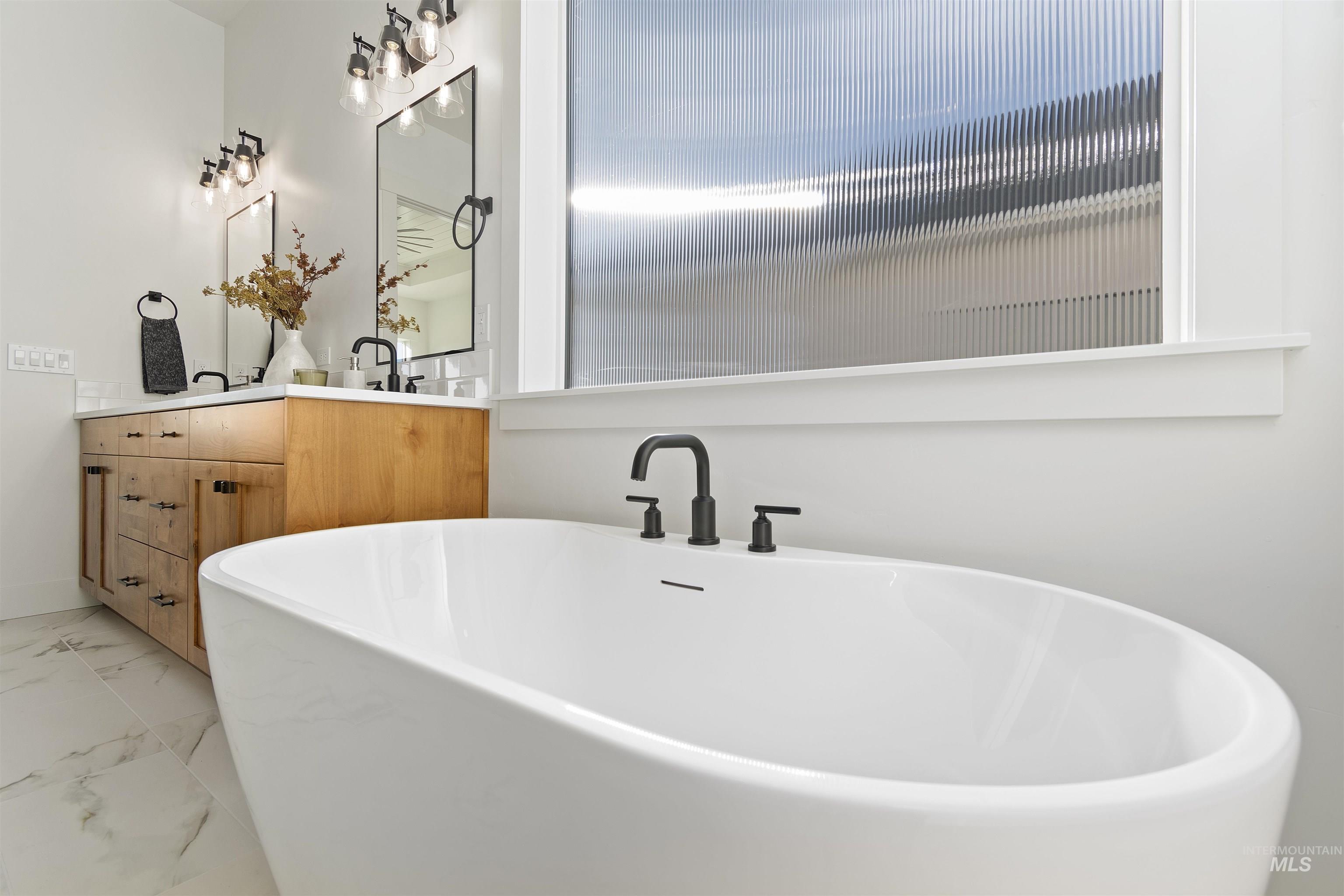 5615 W Haughburn Dr Property Photo 34